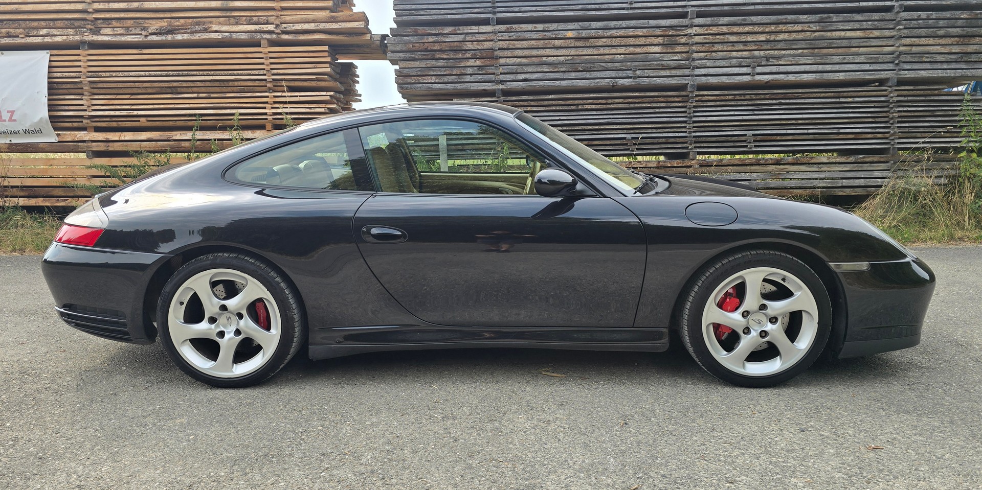 PORSCHE 911 Carrera 4 S-image-3