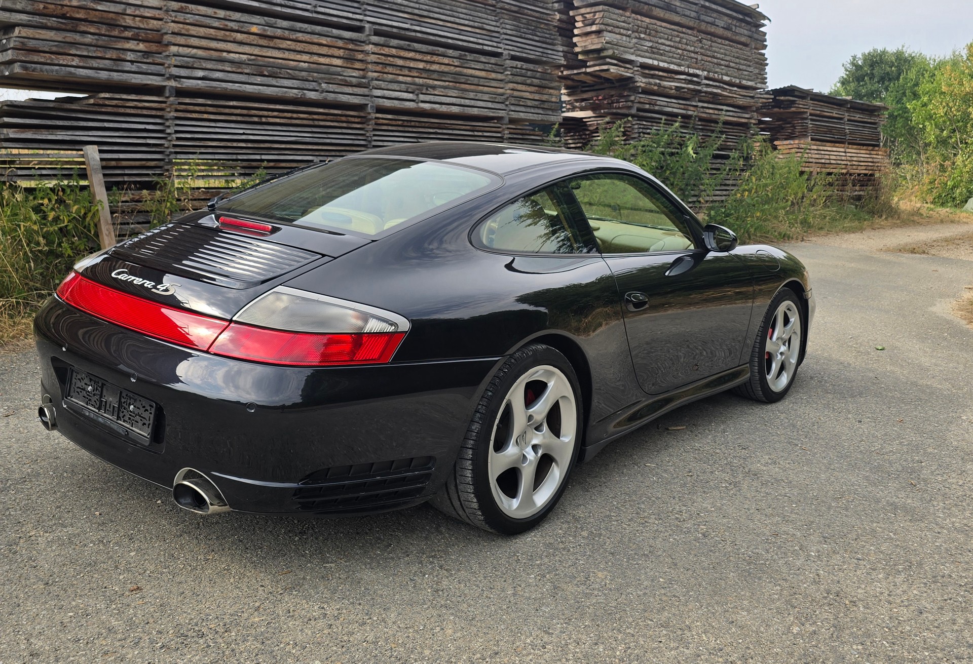 PORSCHE 911 Carrera 4 S-image-4