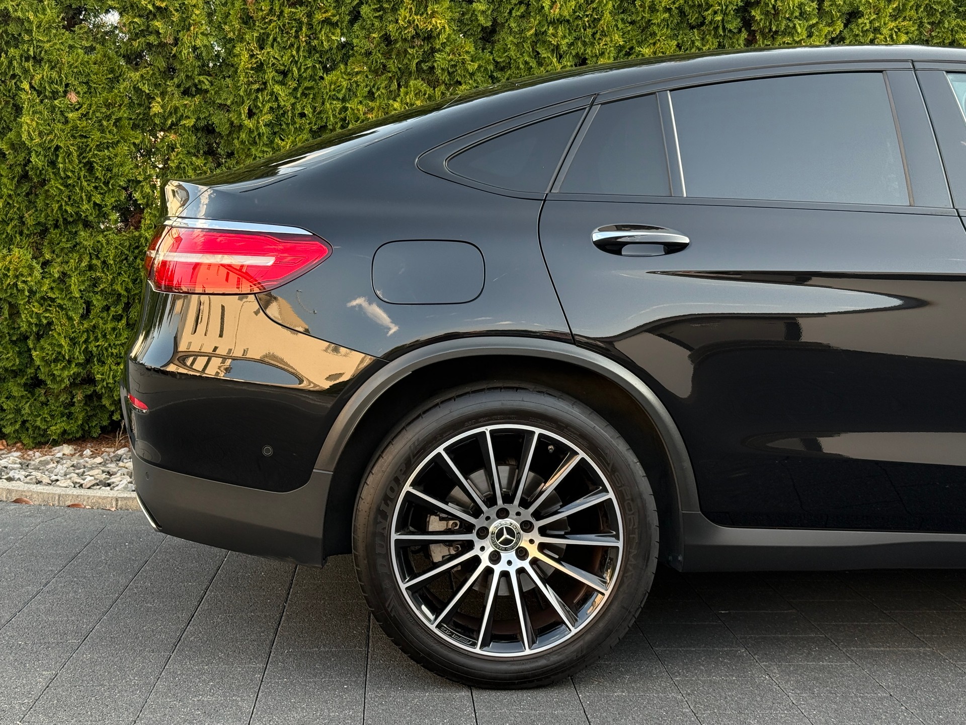 MERCEDES-BENZ Coupé 250 AMG Line 4Matic 9G-Tronic-image-11