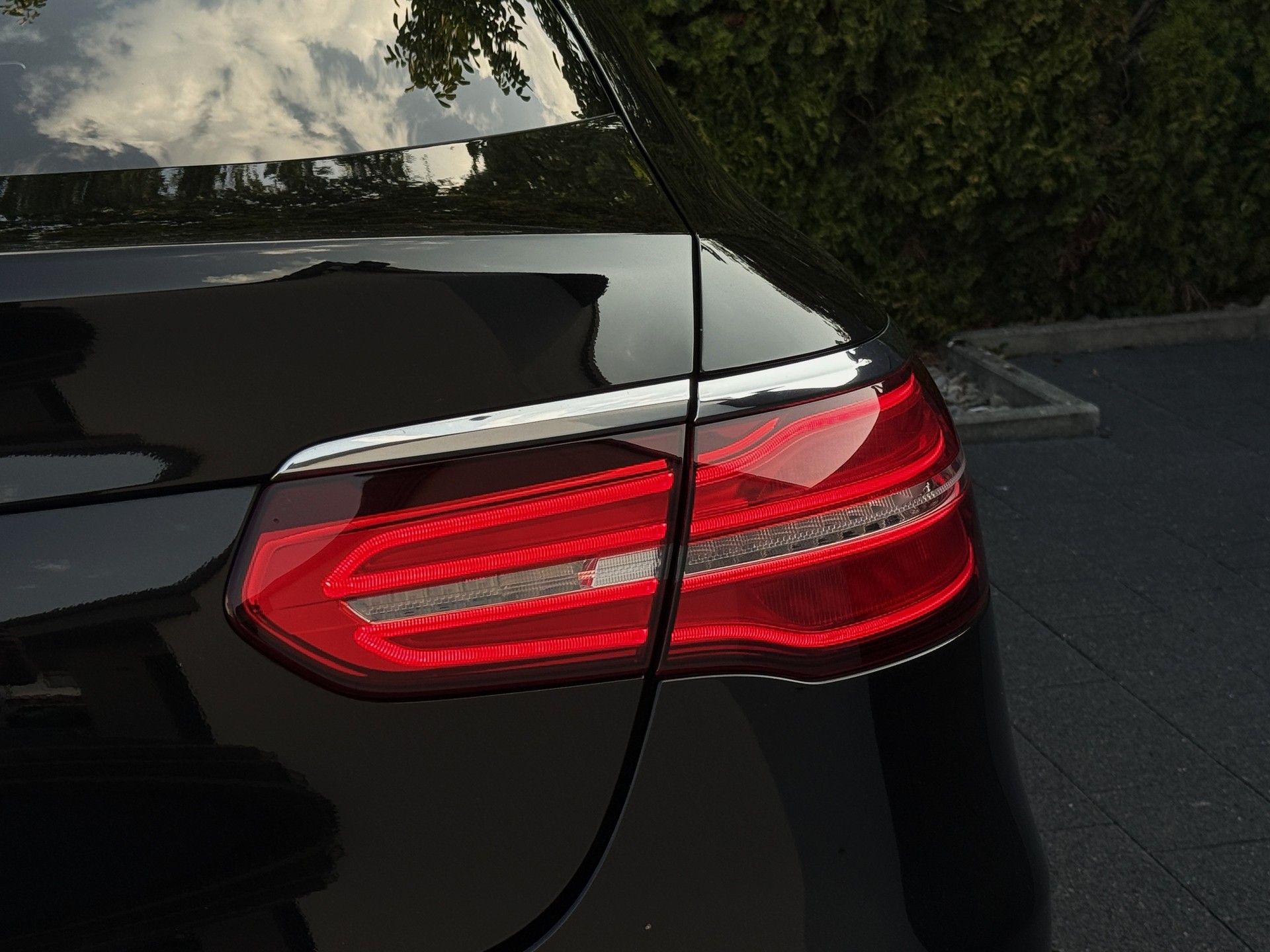 MERCEDES-BENZ Coupé 250 AMG Line 4Matic 9G-Tronic-image-15