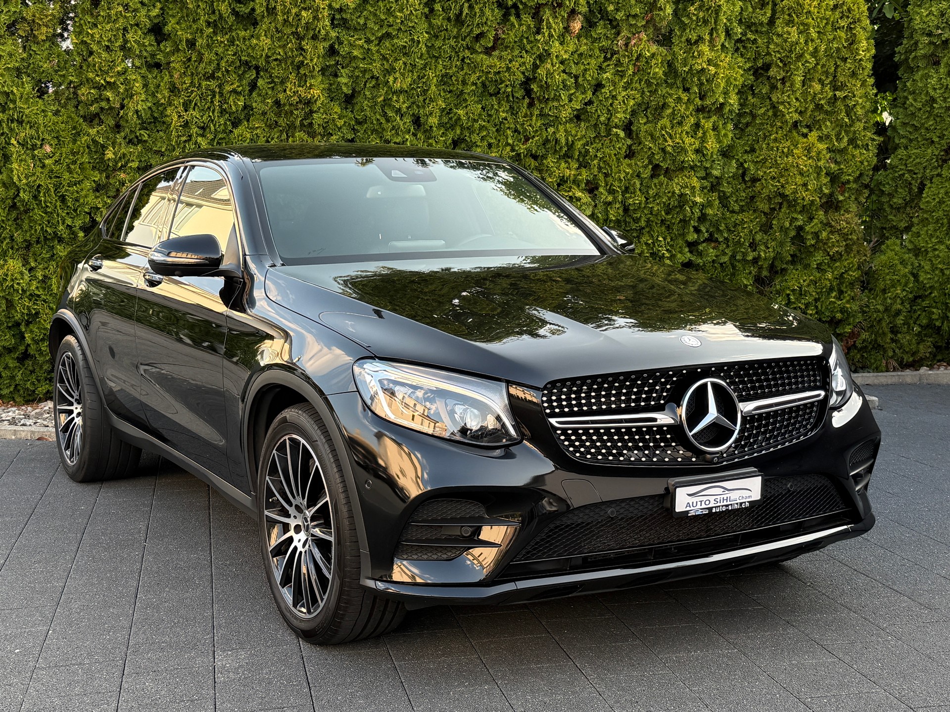 MERCEDES-BENZ Coupé 250 AMG Line 4Matic 9G-Tronic-image-4