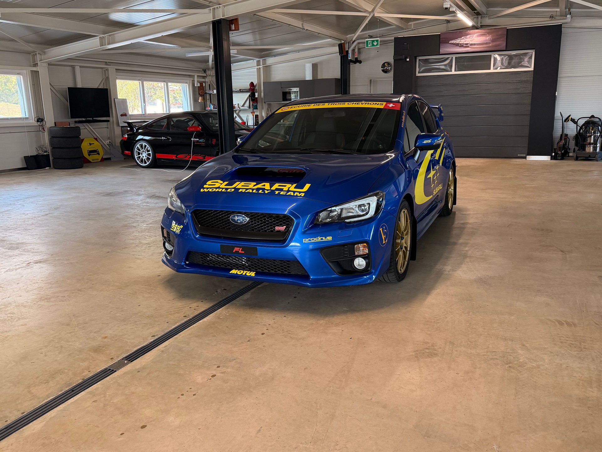 SUBARU 2.5 WRX STI-image-0