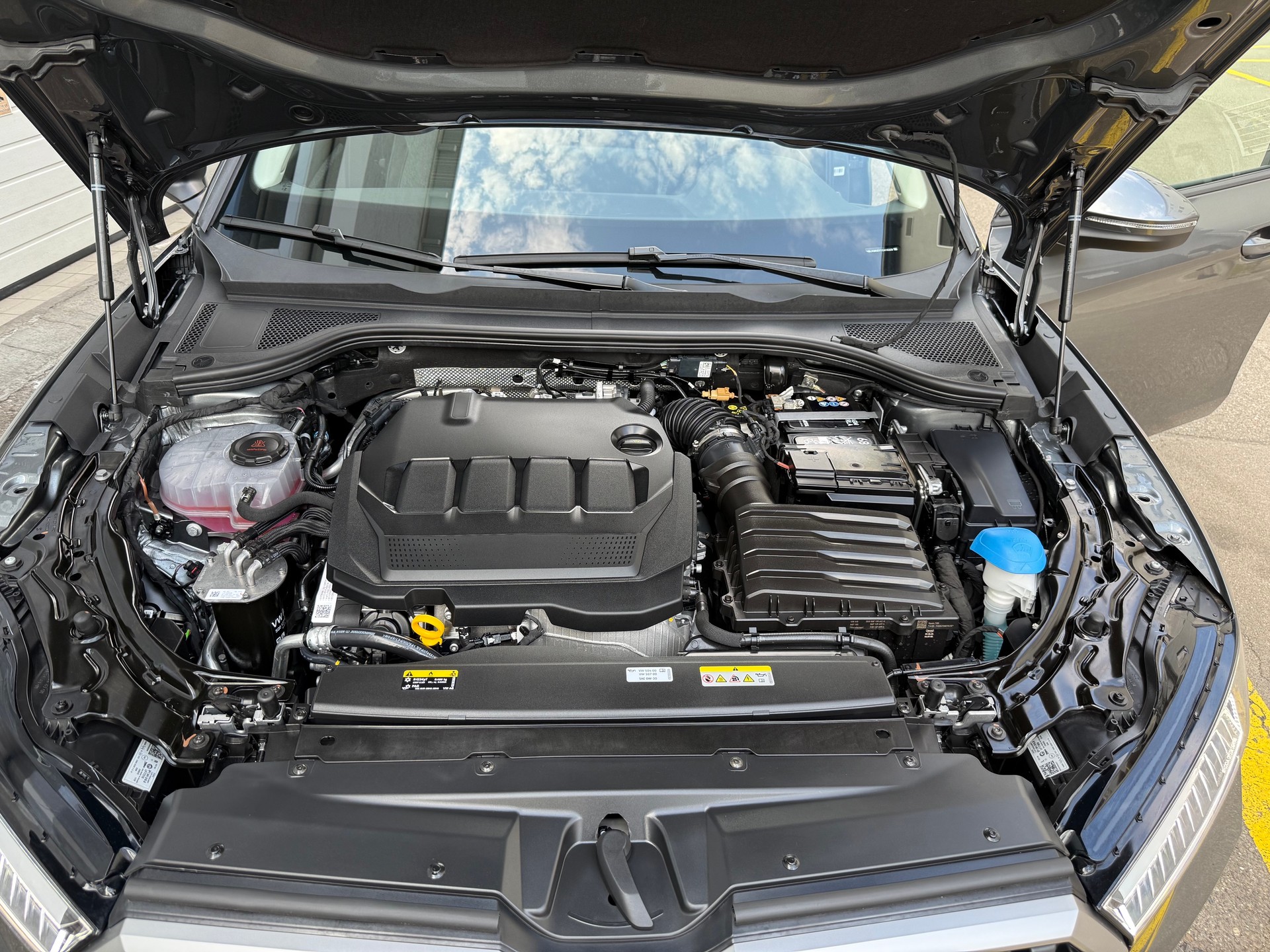 SKODA Superb Combi 2.0 TDi Selection 4x4 DSG-image-15
