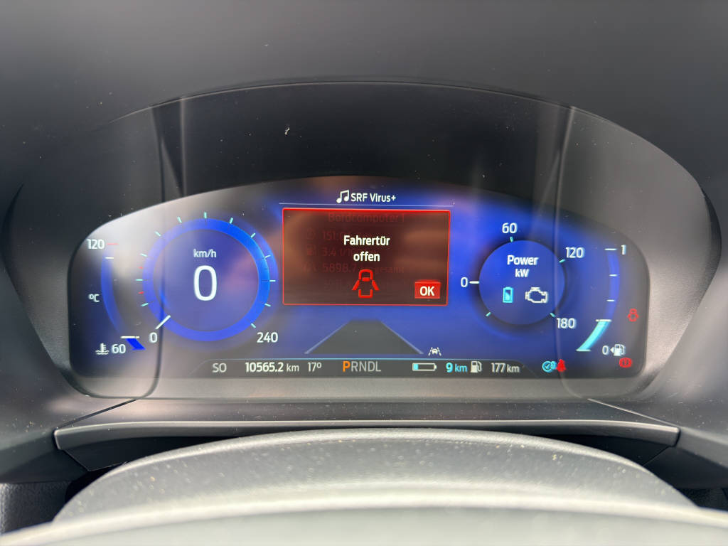 FORD Kuga 2.5 Plug-in Hybrid ST-Line-image-10