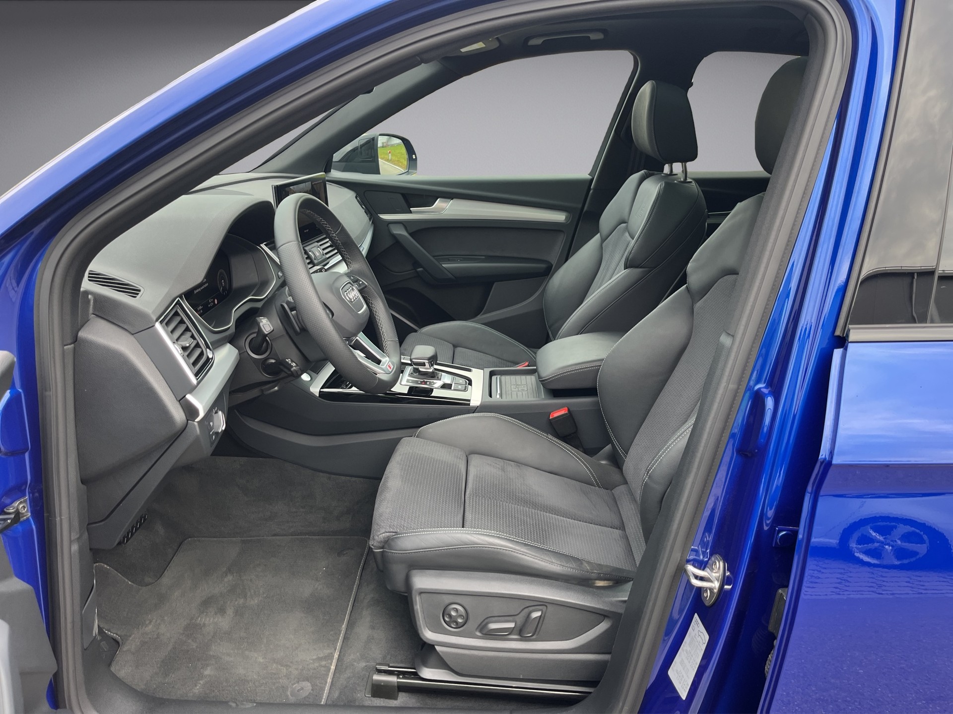 AUDI Q5 55 TFSI e PHEV S line quattro S-tronic*360°Kamera, Panodach, Standklima/Heizung, AHK, (5-Jahre Garantie)-image-9