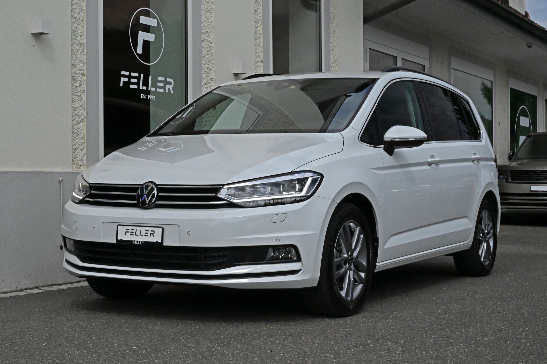 VW Touran 1.5 TSI EVO Comfortline DSG **Werksgarantie bis 2029**-image-1