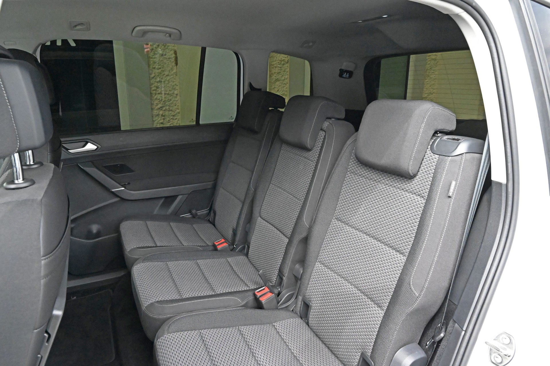 VW Touran 1.5 TSI EVO Comfortline DSG **Werksgarantie bis 2029**-image-28