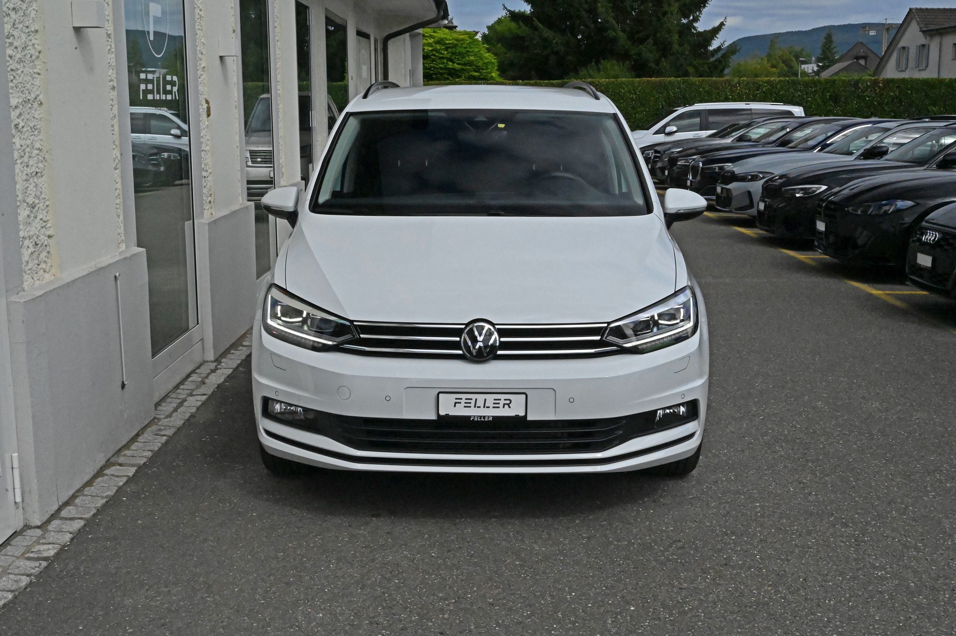 VW Touran 1.5 TSI EVO Comfortline DSG **Werksgarantie bis 2029**-image-2