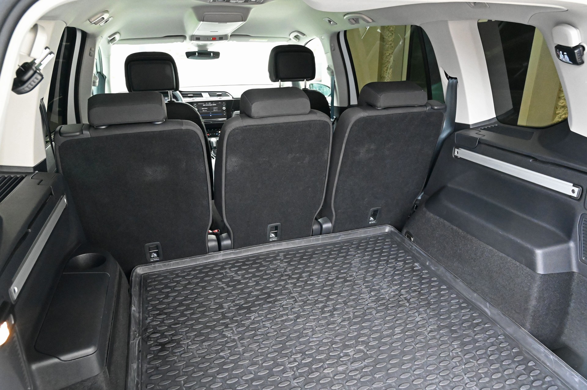 VW Touran 1.5 TSI EVO Comfortline DSG **Werksgarantie bis 2029**-image-9