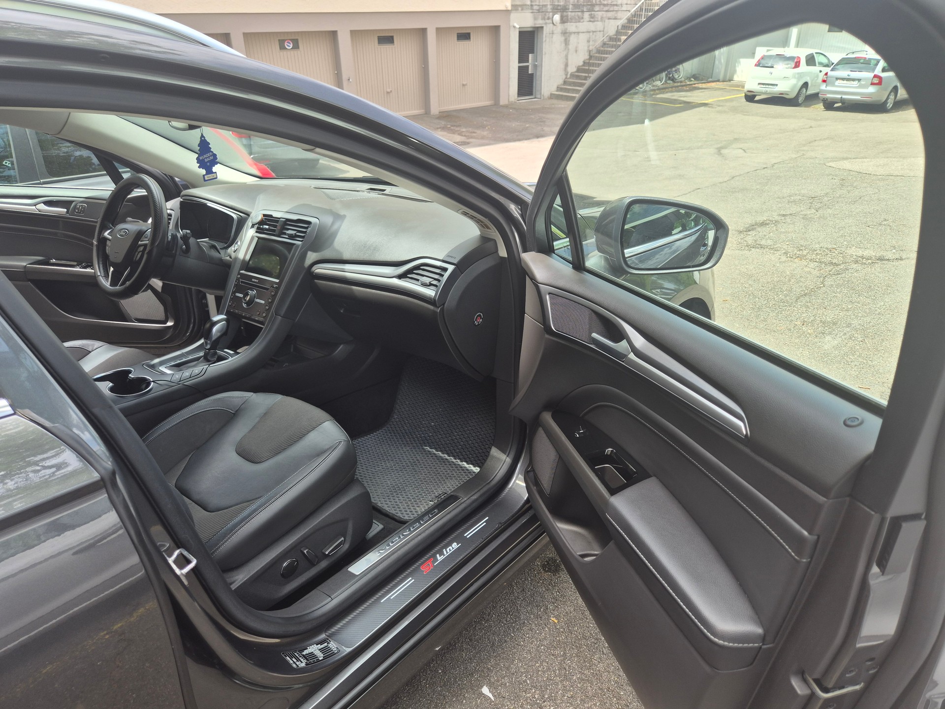 FORD MONDEO-image-3