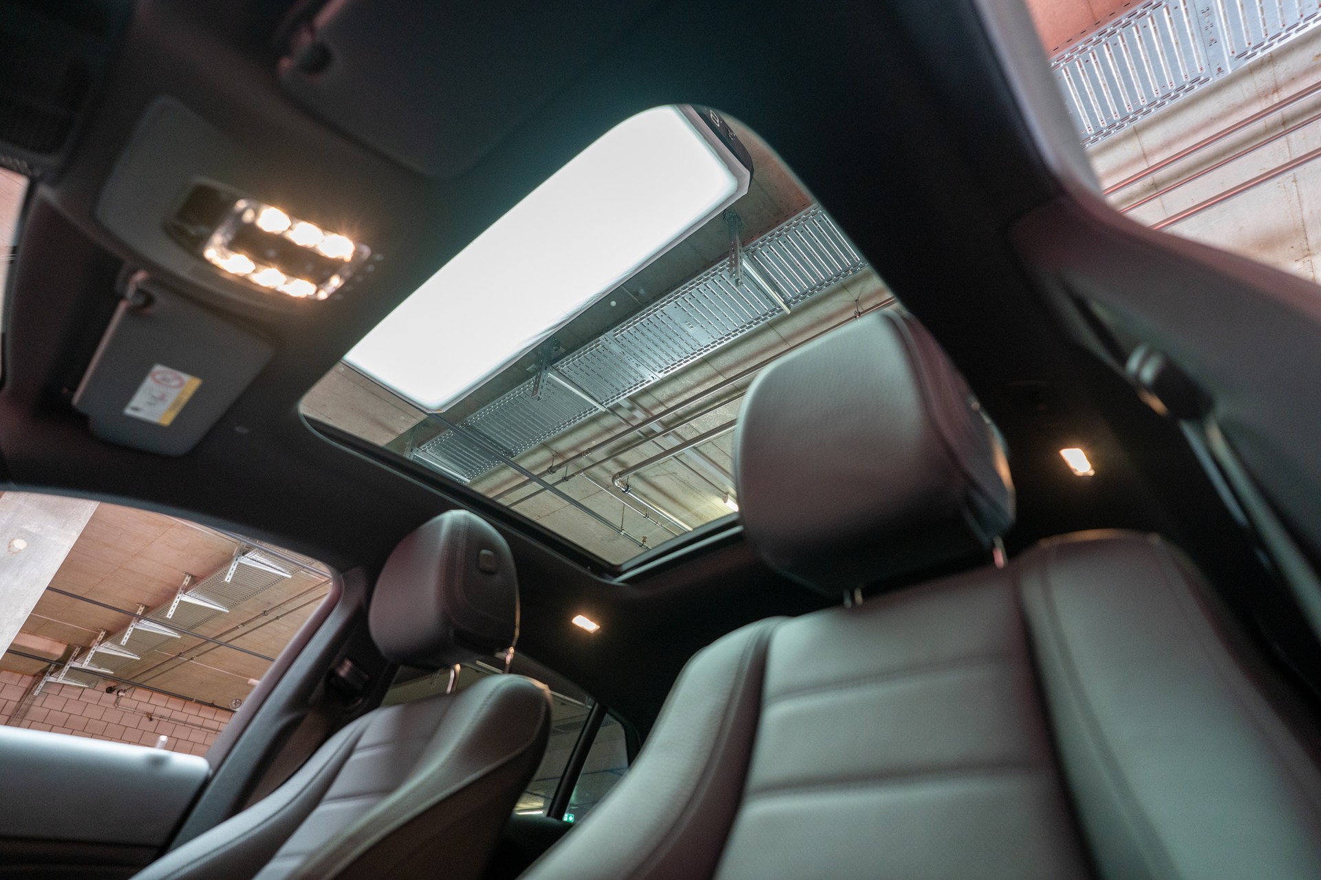 MERCEDES-BENZ GLE 450 d AMG Line 4matic Coupé / Panorama-Glasdach / Sitzlüftung / 360°Kamera-image-10