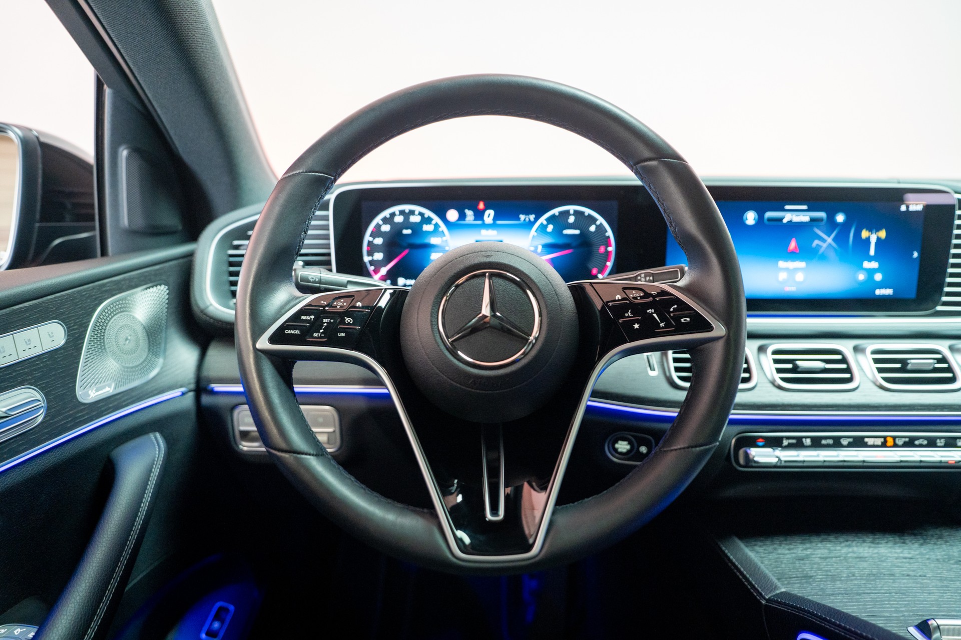 MERCEDES-BENZ GLE 450 d AMG Line 4matic Coupé / Panorama-Glasdach / Sitzlüftung / 360°Kamera-image-19