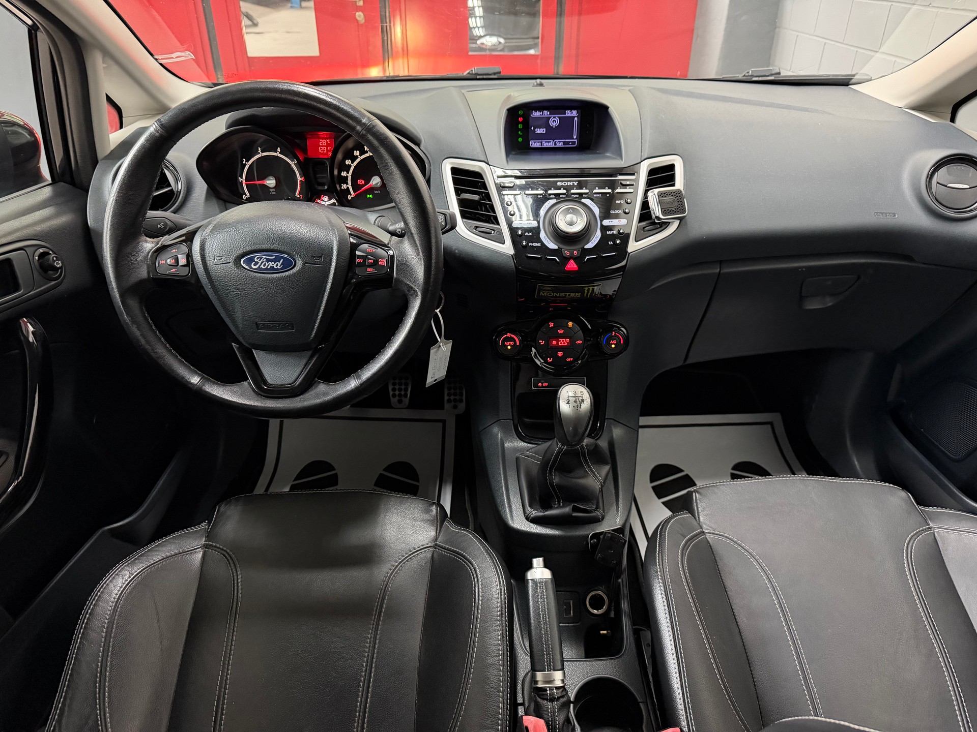 FORD Fiesta 1.6 16V Monster Edition //NEU AB MFK!-image-11