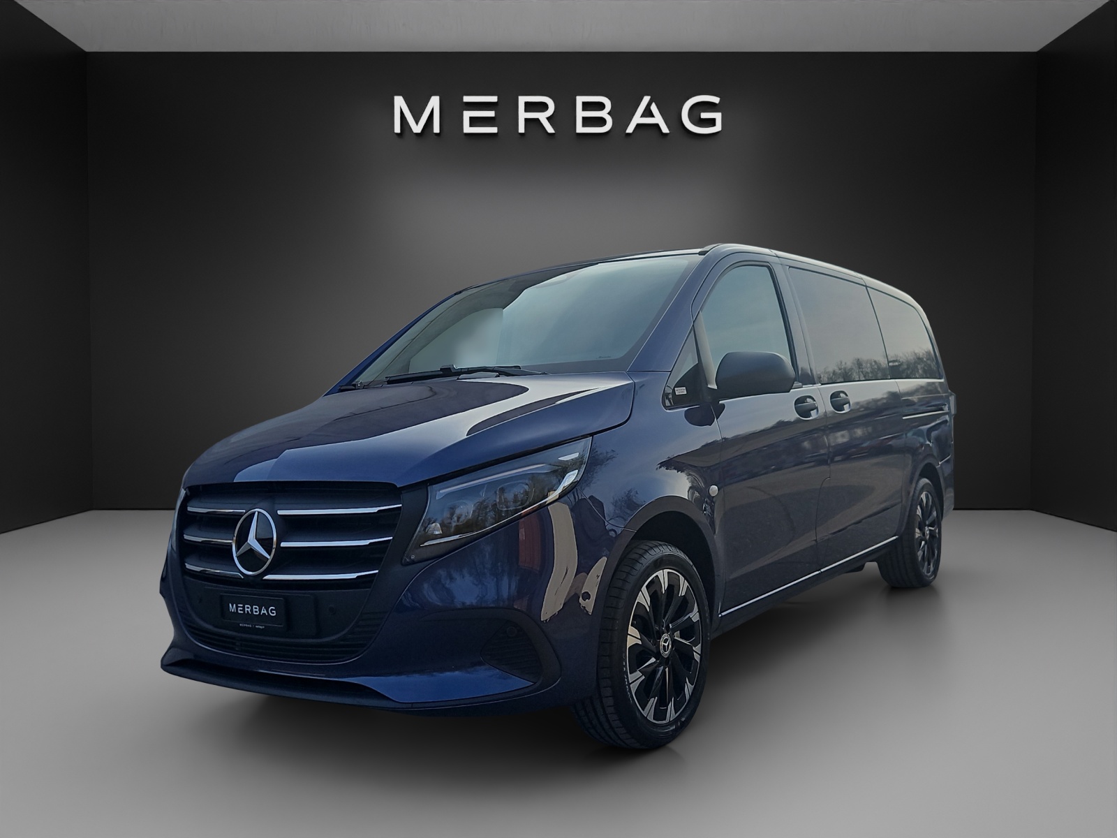 MERCEDES-BENZ Vito 116 CDI Lang Tourer 9G-Tronic 4M Select-image-0