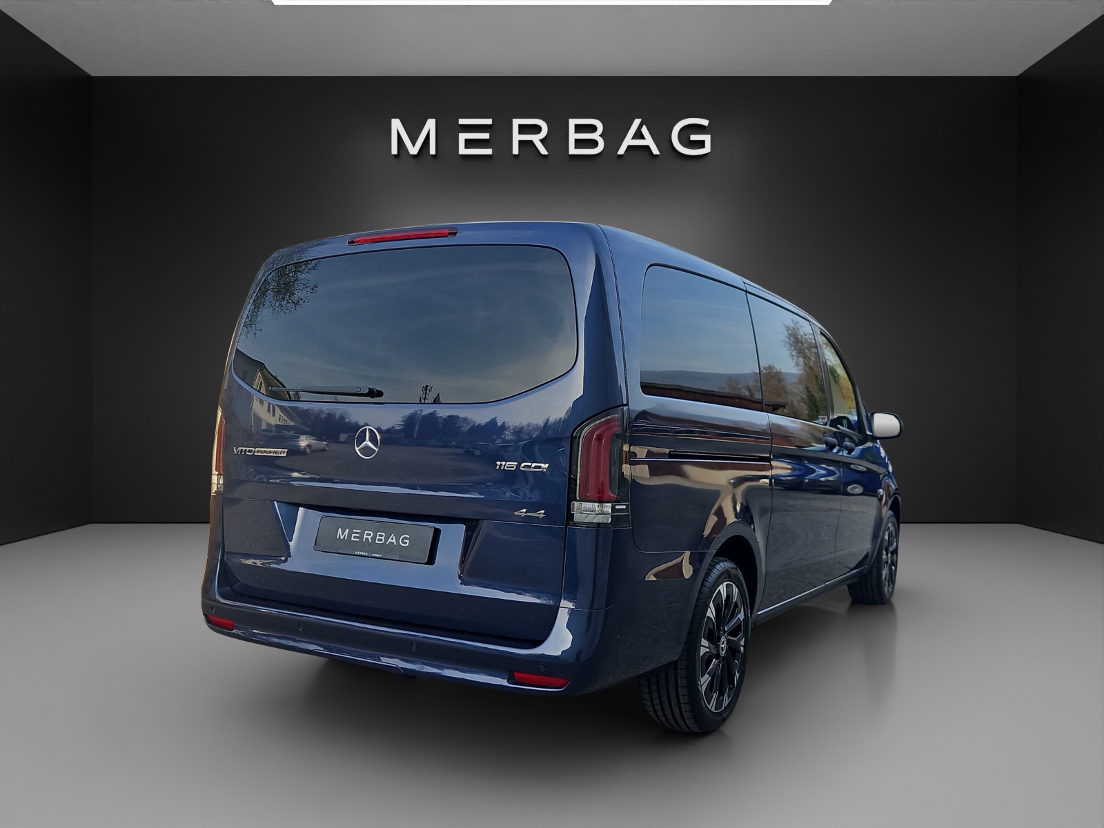 MERCEDES-BENZ Vito 116 CDI Lang Tourer 9G-Tronic 4M Select-image-5