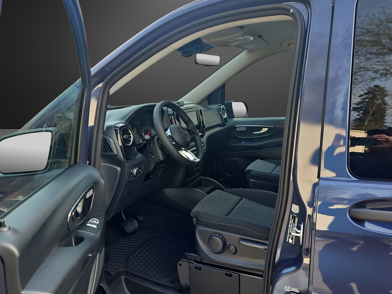 MERCEDES-BENZ Vito 116 CDI Lang Tourer 9G-Tronic 4M Select-image-7