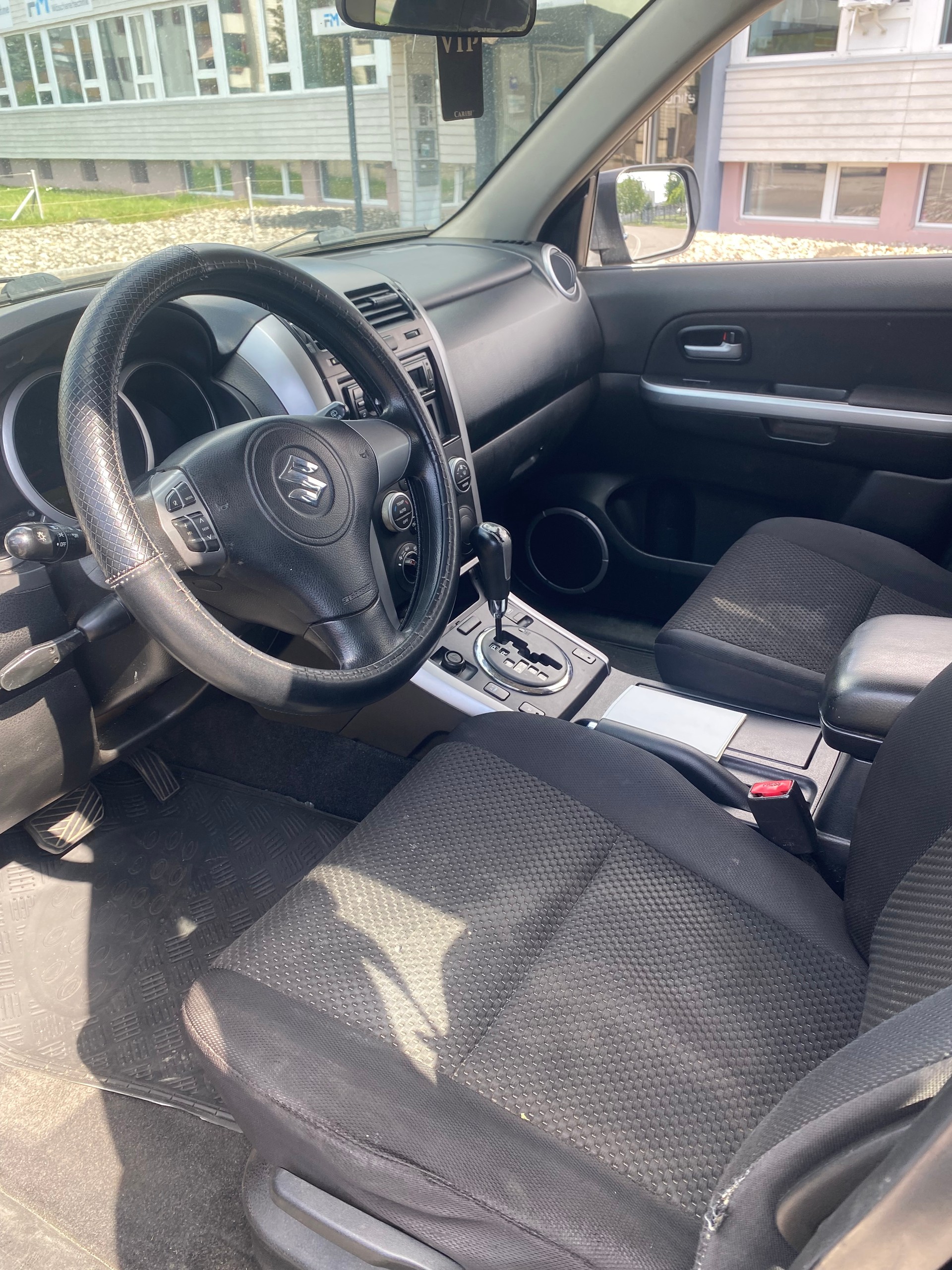 SUZUKI Grand Vitara 2.0 16V Top-image-8