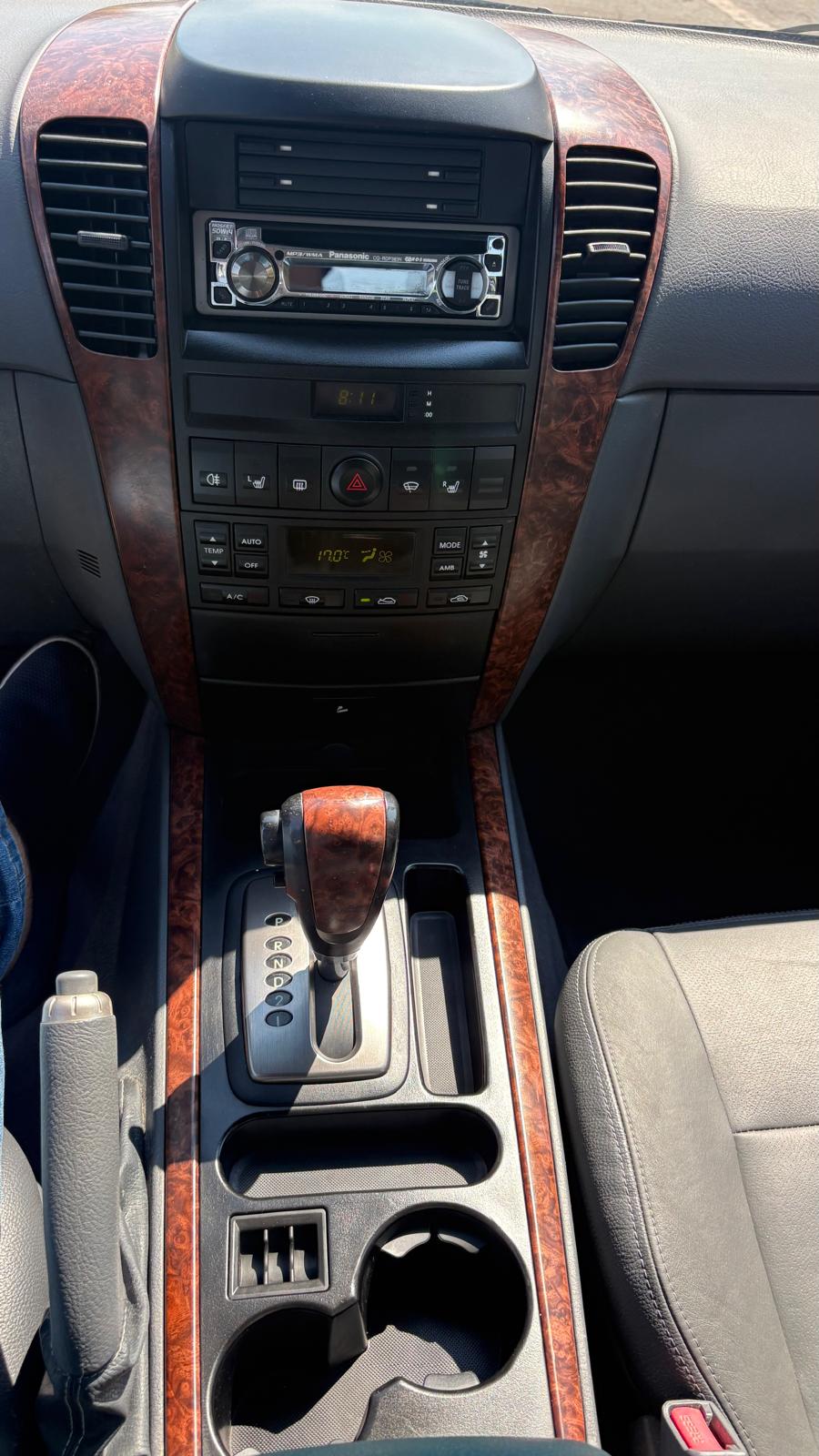 KIA Sorento 3.5 V6 Carat-image-7