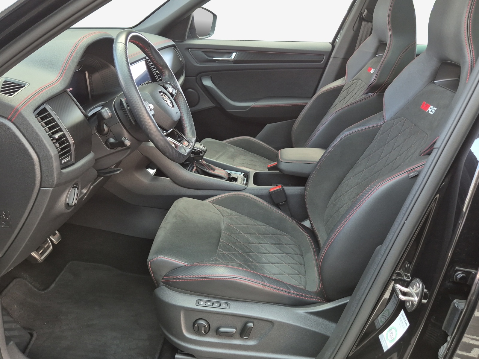 SKODA Kodiaq 2.0 TSI 4x4 RS-image-7