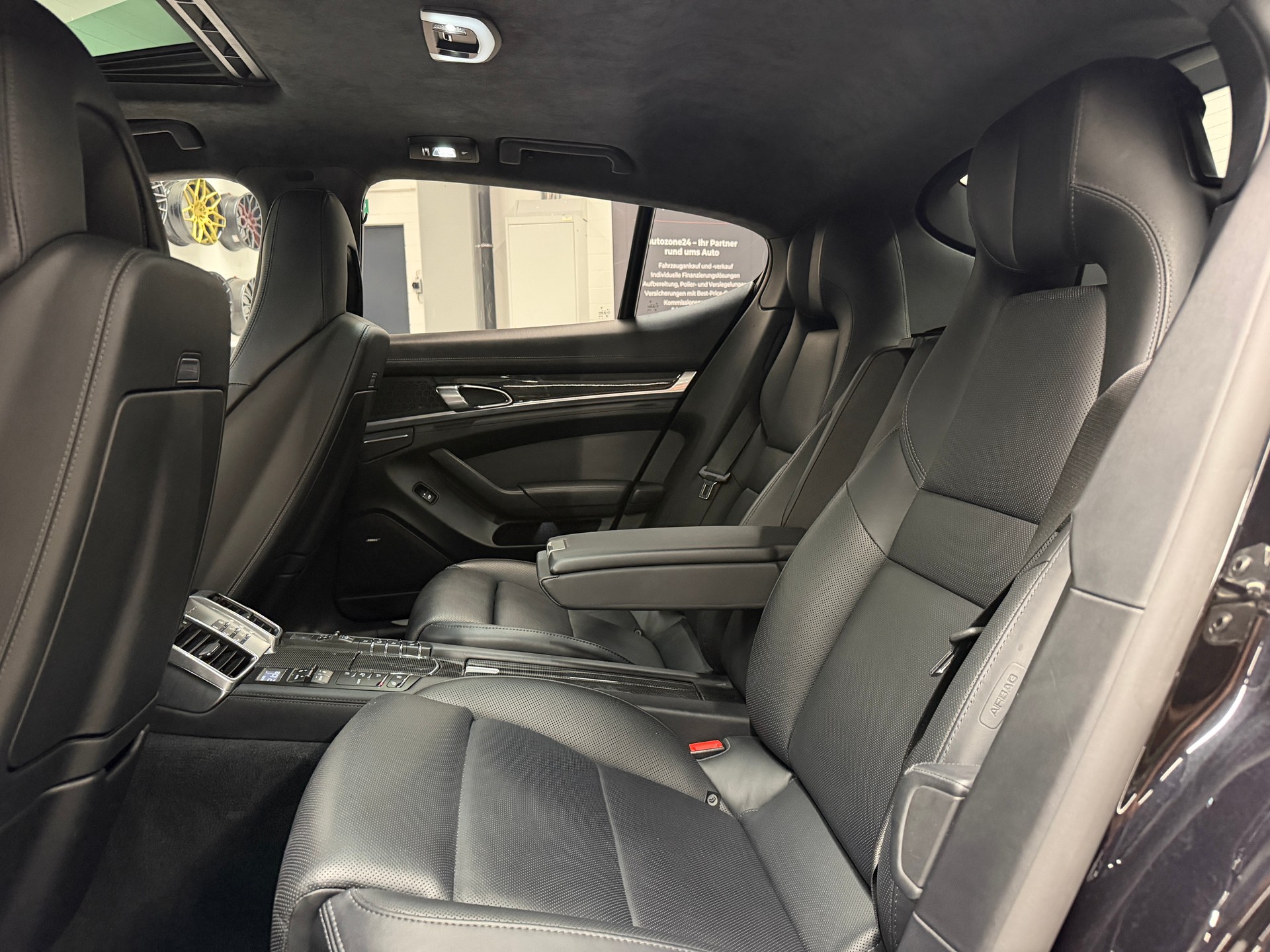 PORSCHE Panamera 4.8 V8 Turbo S PDK *570 PS*Bose Surround Soundsystem*Luftfederung*Carbon-fiber trim*-image-18