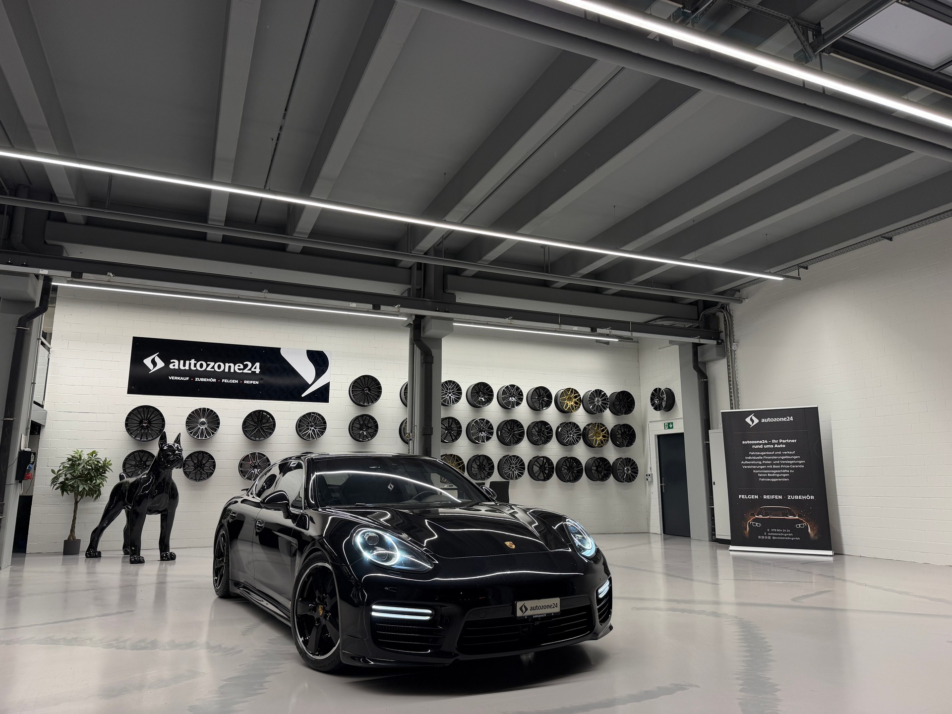 PORSCHE Panamera 4.8 V8 Turbo S PDK *570 PS*Bose Surround Soundsystem*Luftfederung*Carbon-fiber trim*-image-0