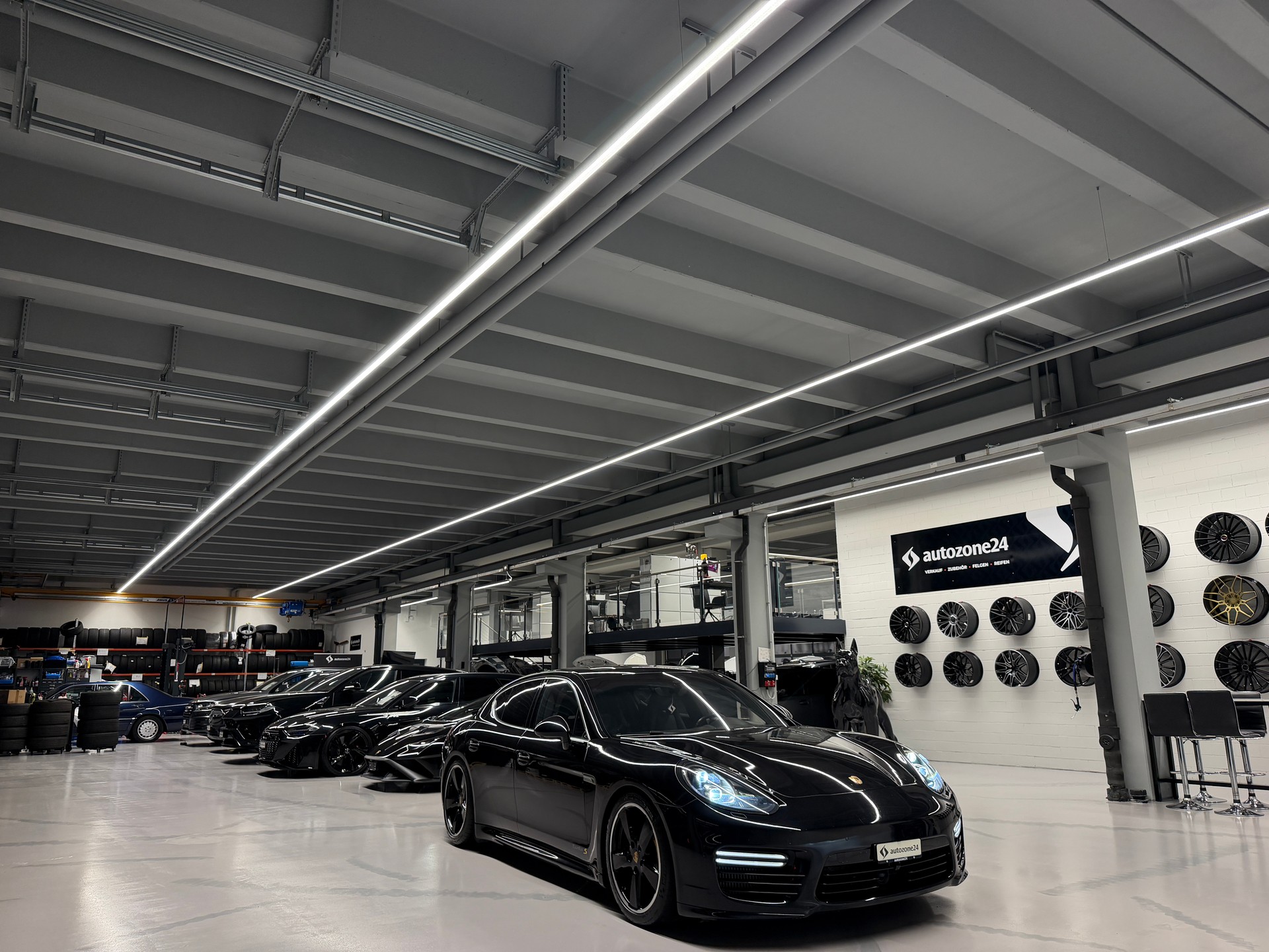 PORSCHE Panamera 4.8 V8 Turbo S PDK *570 PS*Bose Surround Soundsystem*Luftfederung*Carbon-fiber trim*-image-7