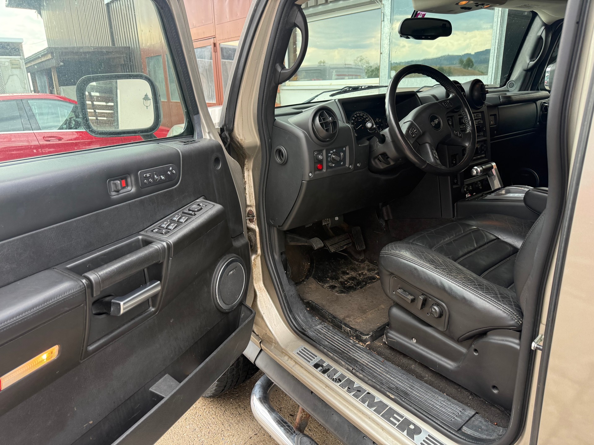 HUMMER H2 6.0 Luxury-image-2