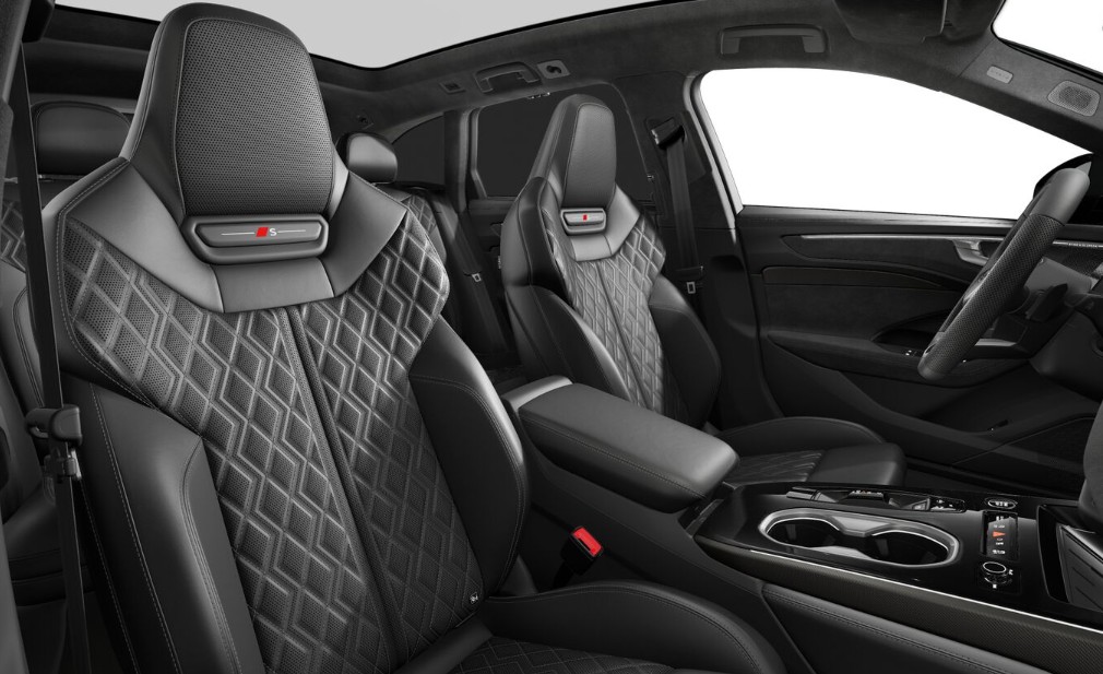 AUDI A6 Avant TDI quattro 220 kW S tronic-image-4