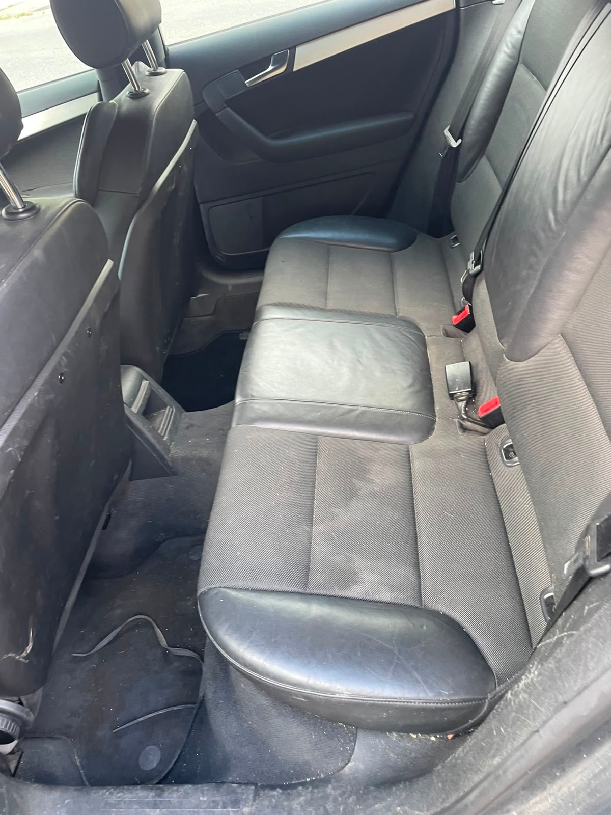 AUDI A3 Sportback 2.0 TDI Ambiente-image-7