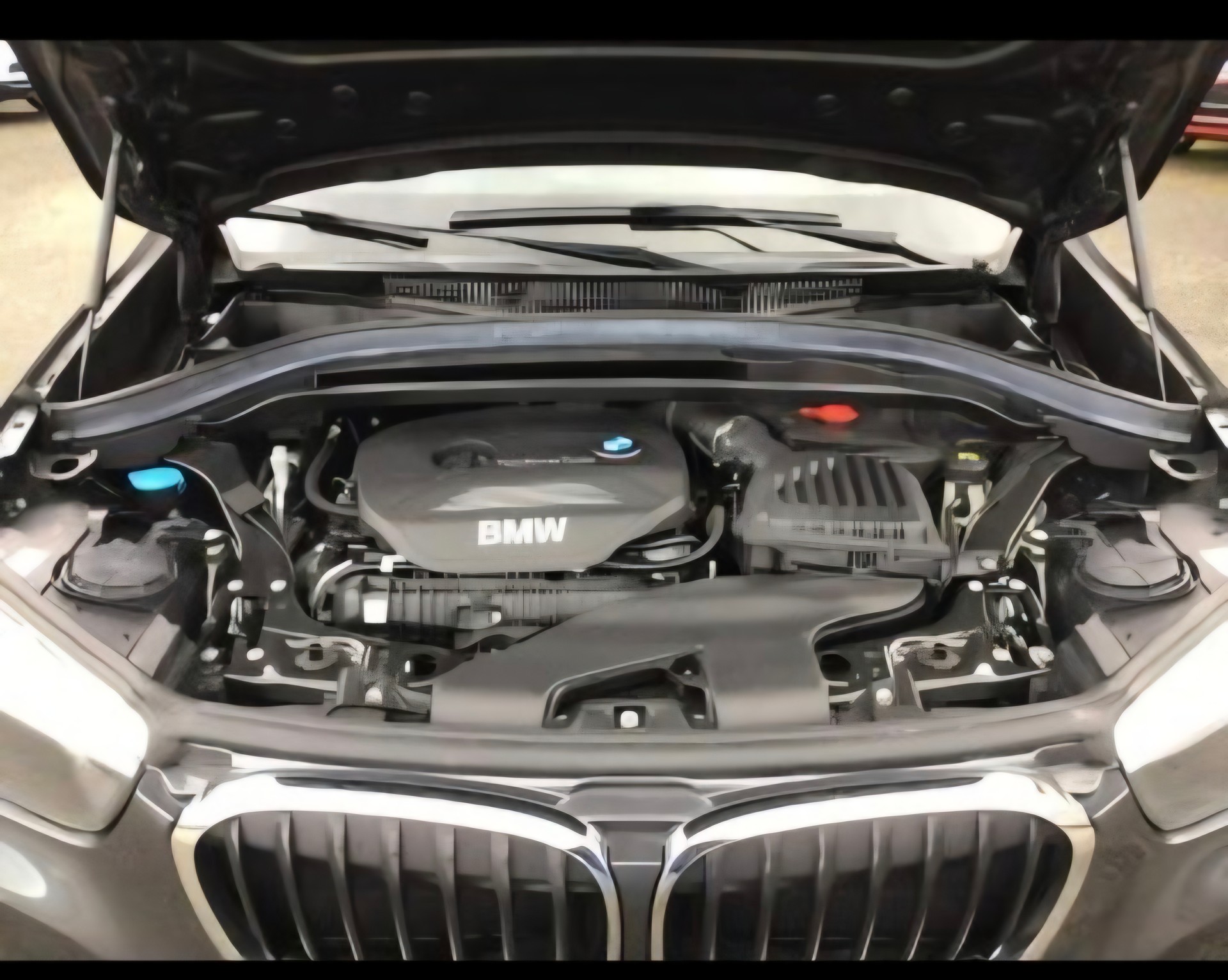 BMW 20i xDrive-image-5
