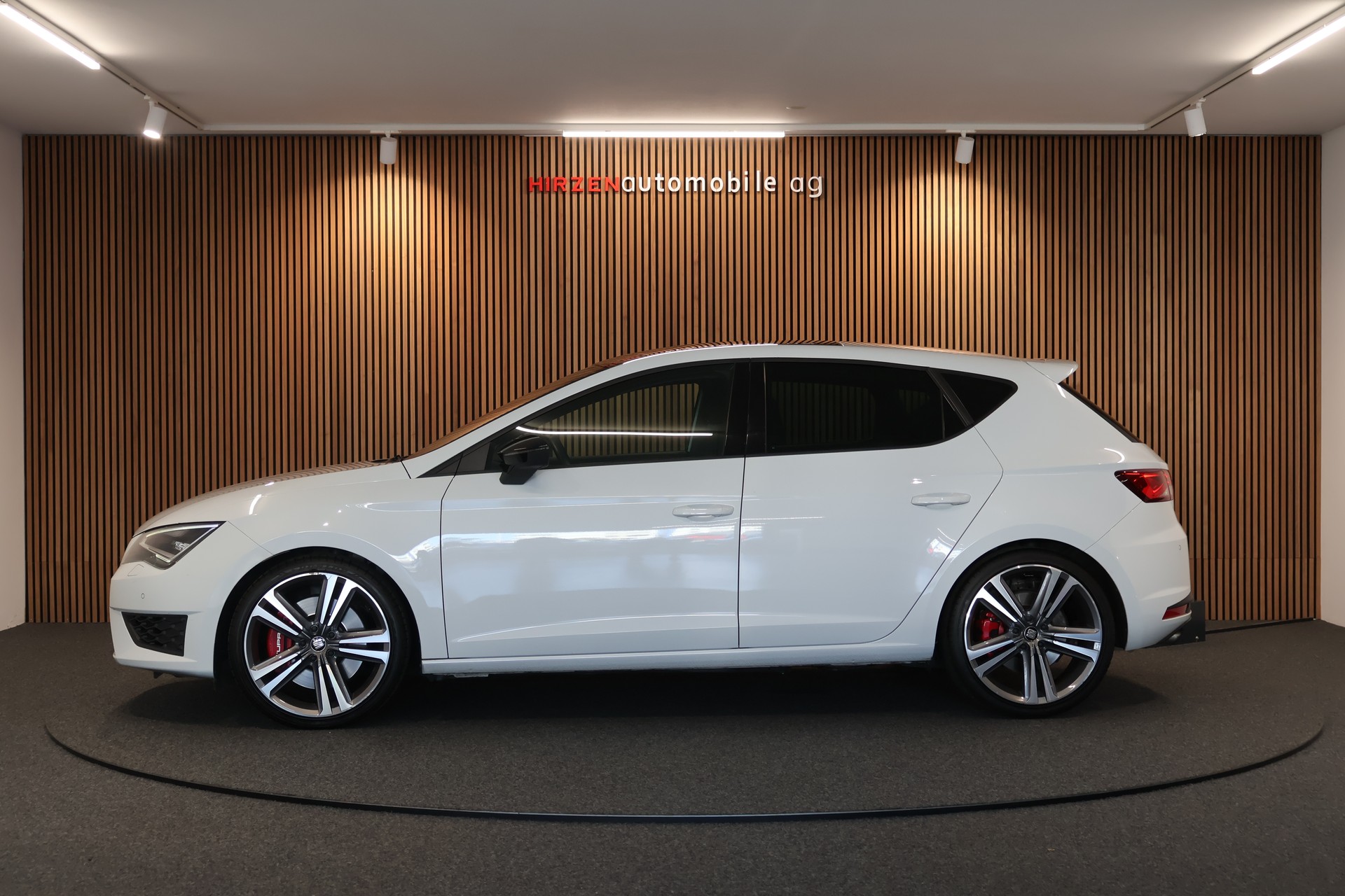 SEAT Leon 2.0 TSI Cupra 280 DSG-image-1