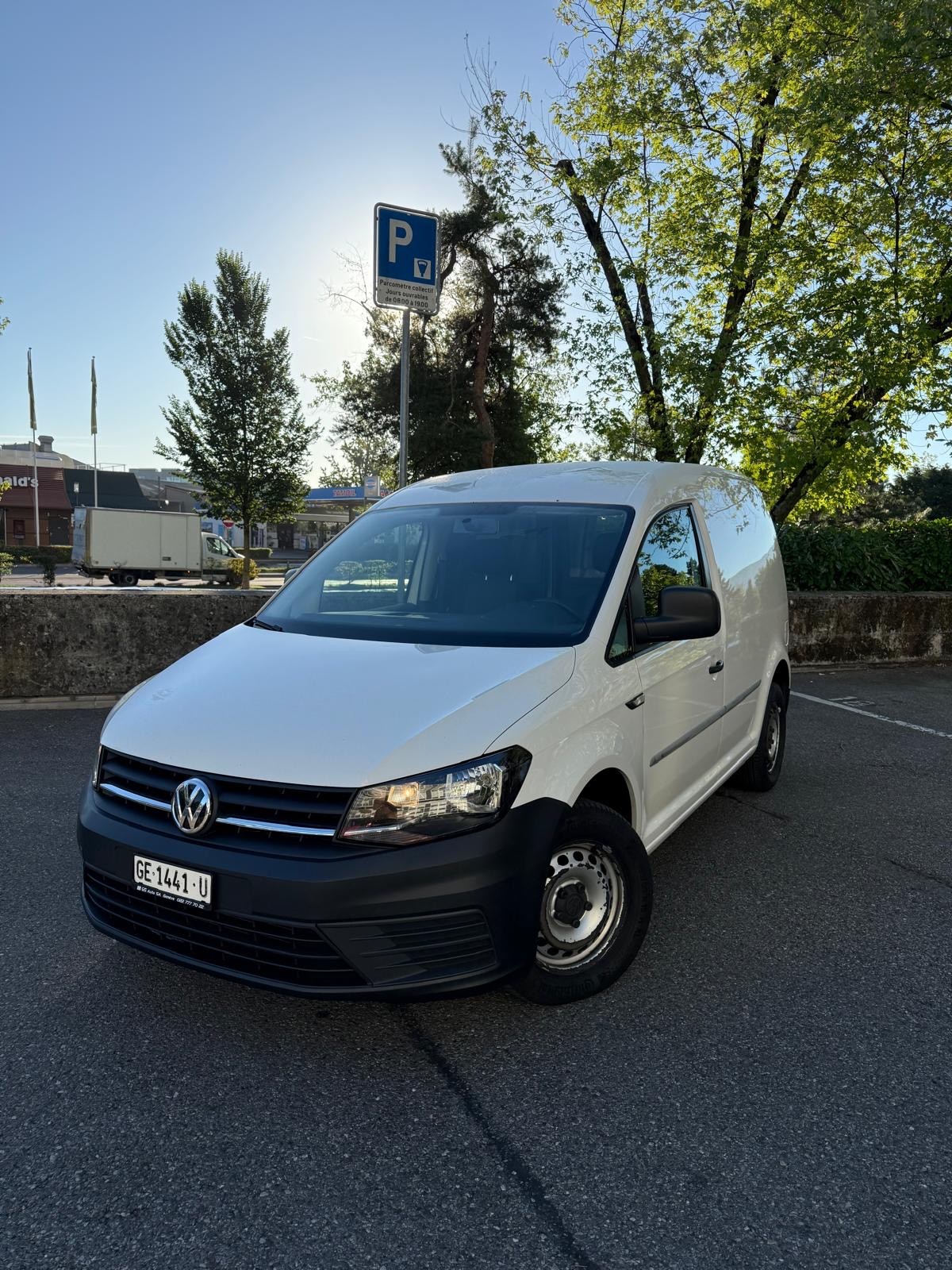 VW Caddy 2.0TDI BlueMotion Technology-image-0