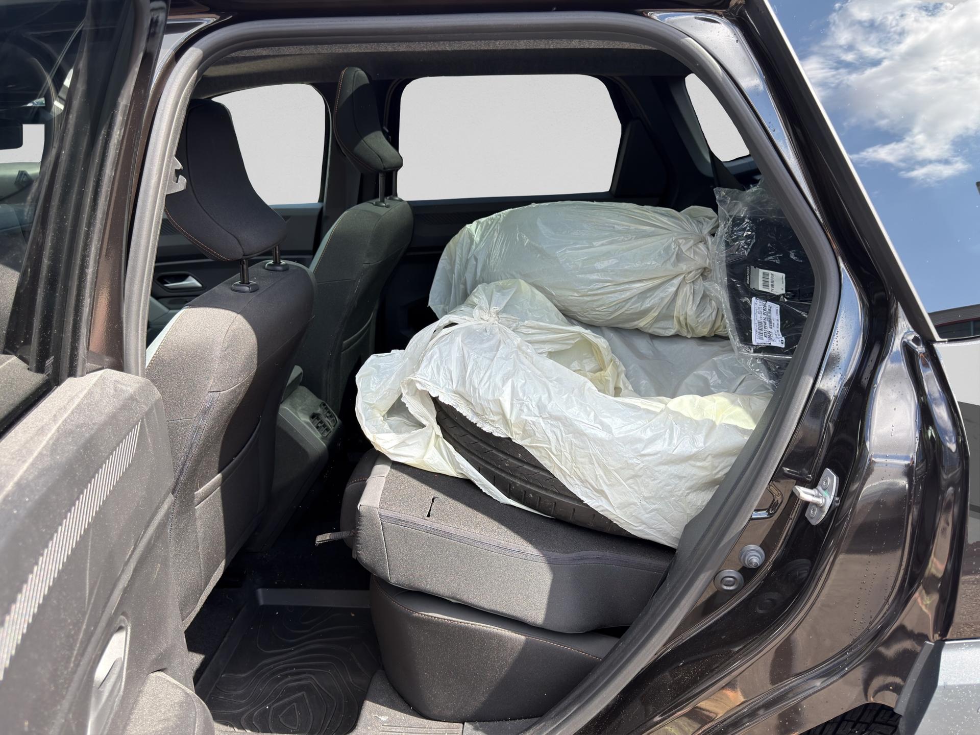 DACIA Bigster HEV 155 Extreme-image-14