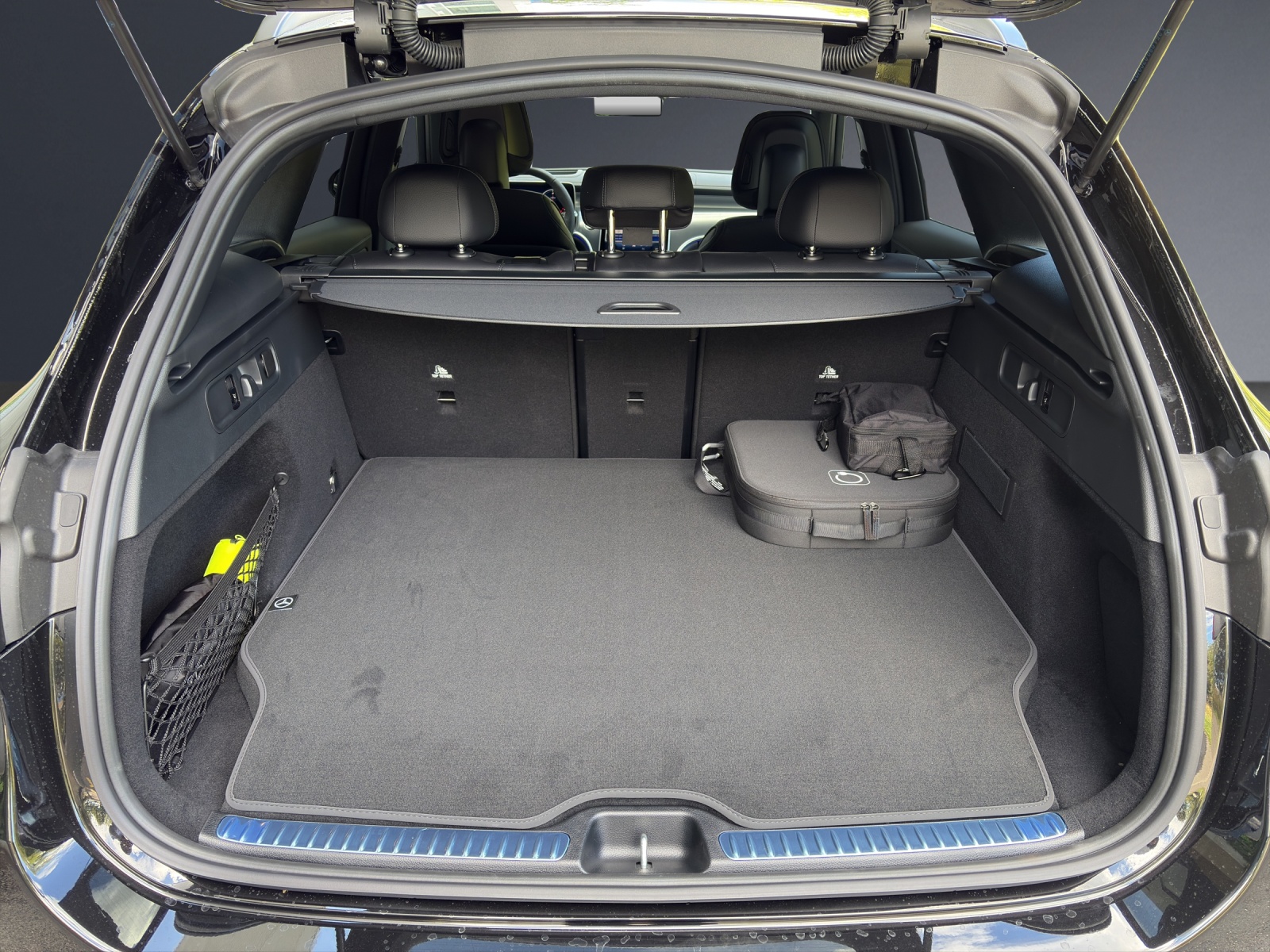 MERCEDES-BENZ GLC 300 e 4Matic EQ Star 9G-Tronic-image-7