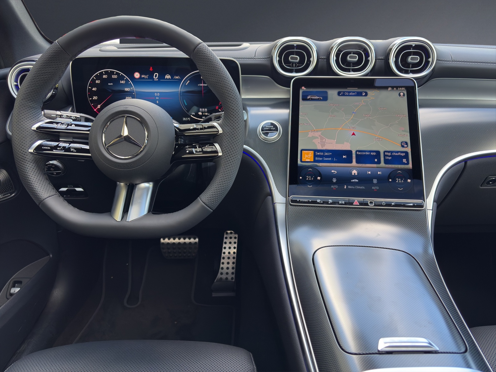 MERCEDES-BENZ GLC 300 e 4Matic EQ Star 9G-Tronic-image-12