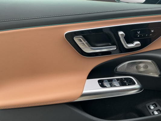 MERCEDES-BENZ E 53 Hybrid 4M+ 9G-Tronic-image-9