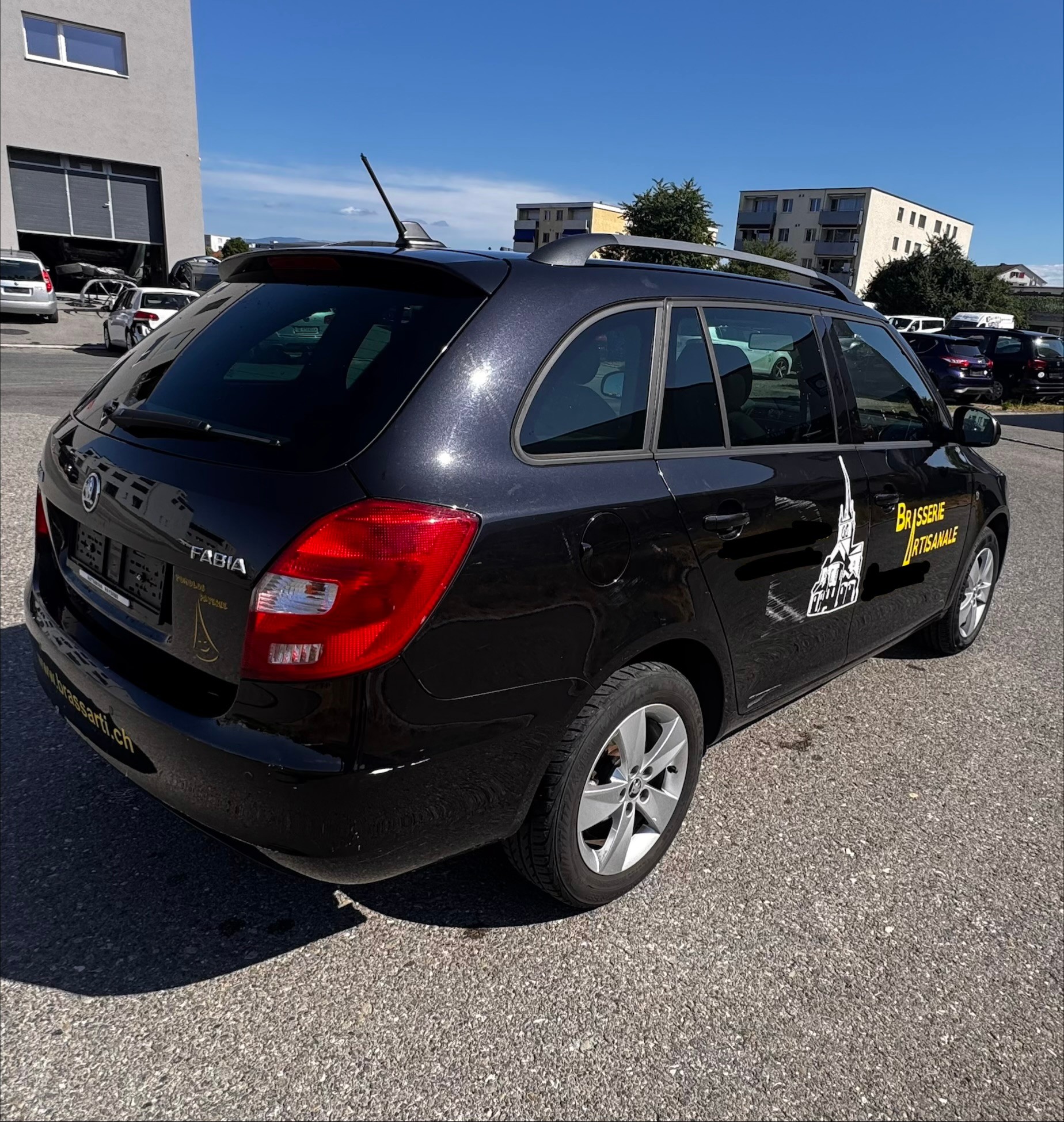 SKODA Fabia 1.2 TSI Ambition Plus-image-3