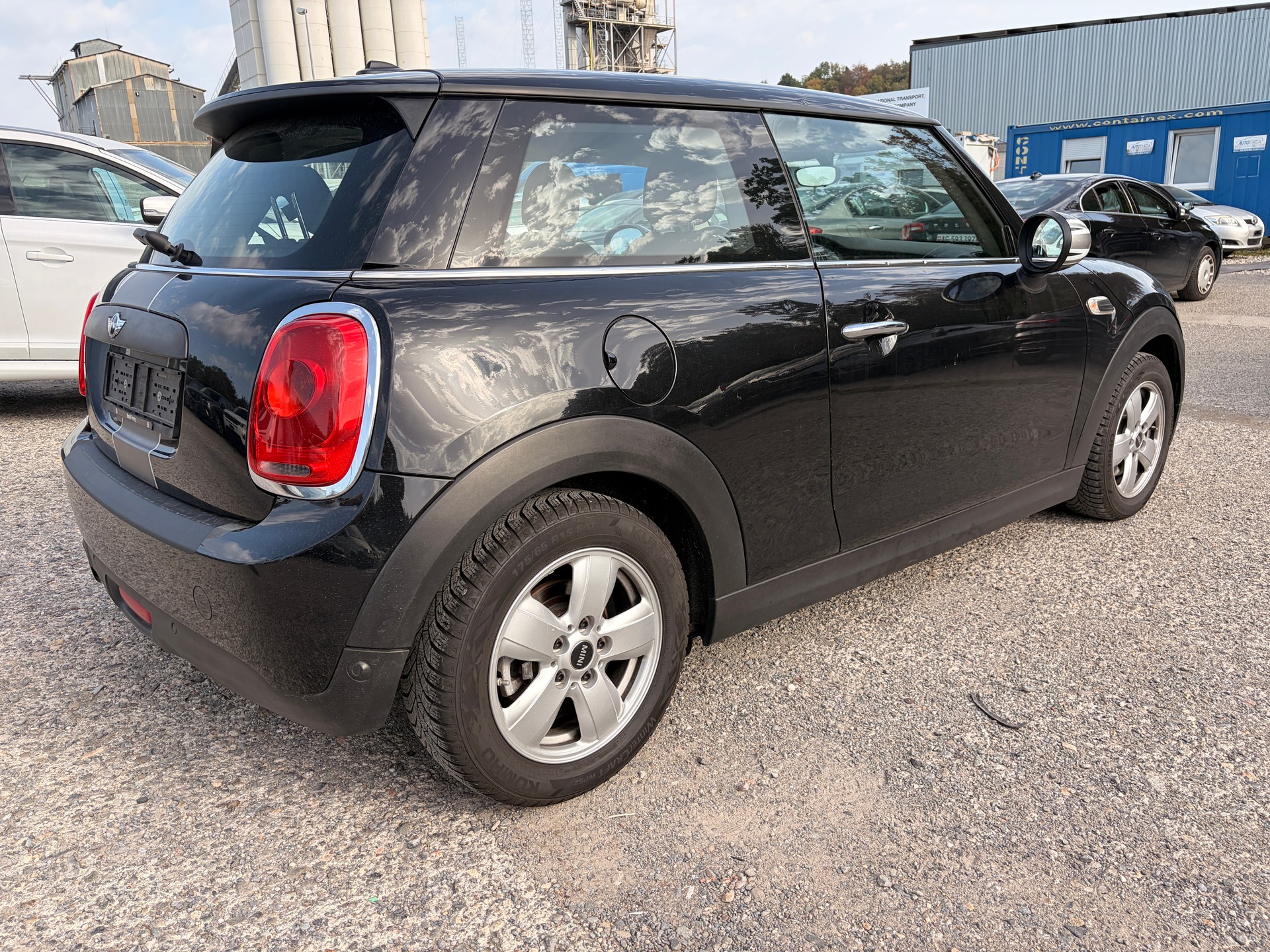 MINI One First-image-2