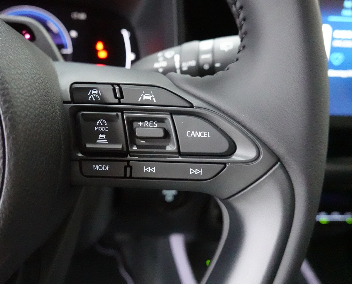 TOYOTA Aygo X 1.5 Trend e-CVT-image-10