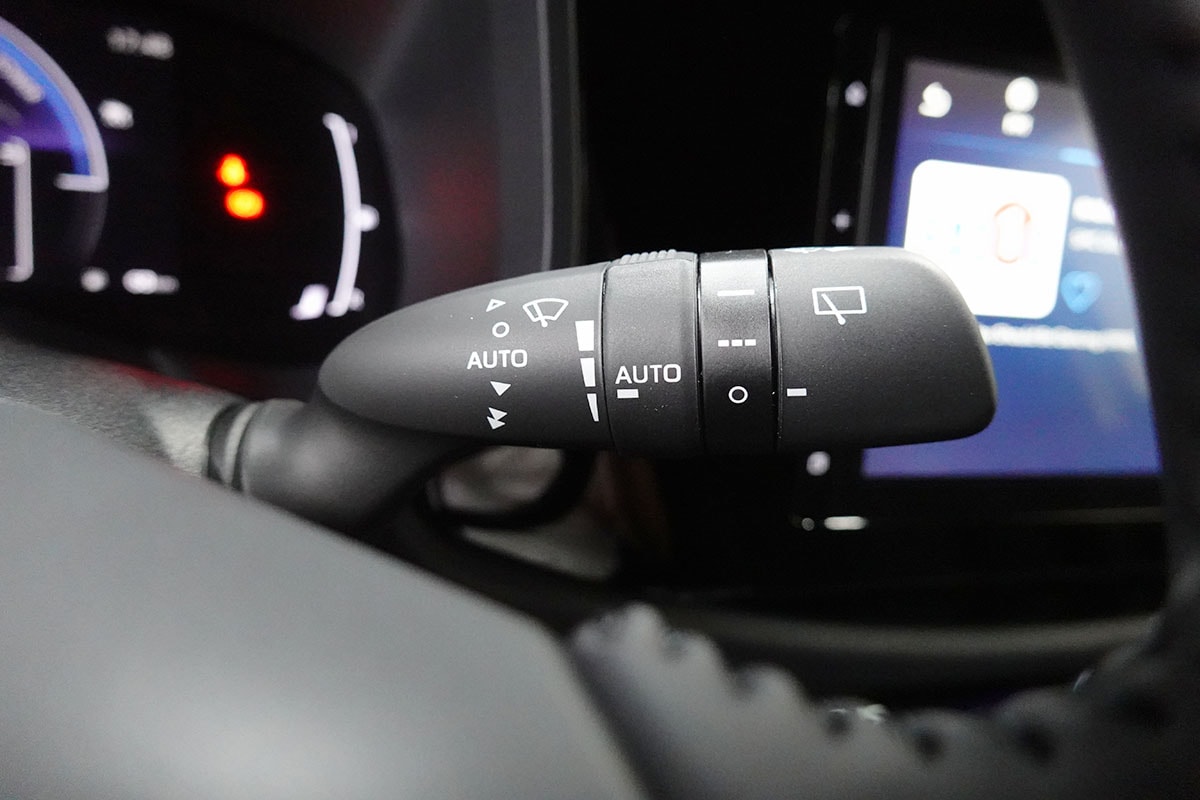 TOYOTA Aygo X 1.5 Trend e-CVT-image-12