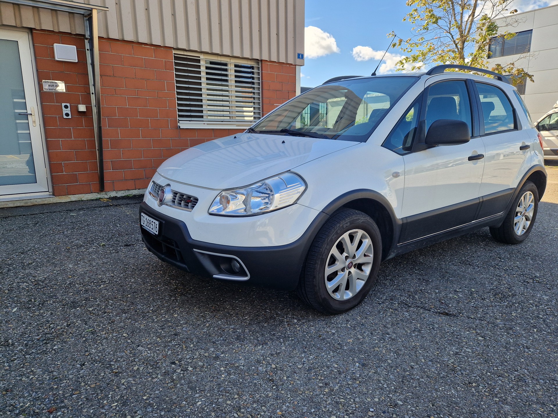 FIAT Sedici 2.0JTD 4WD Dynamic-image-0