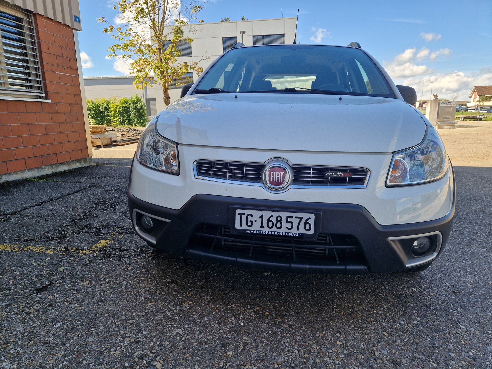 FIAT Sedici 2.0JTD 4WD Dynamic-image-2