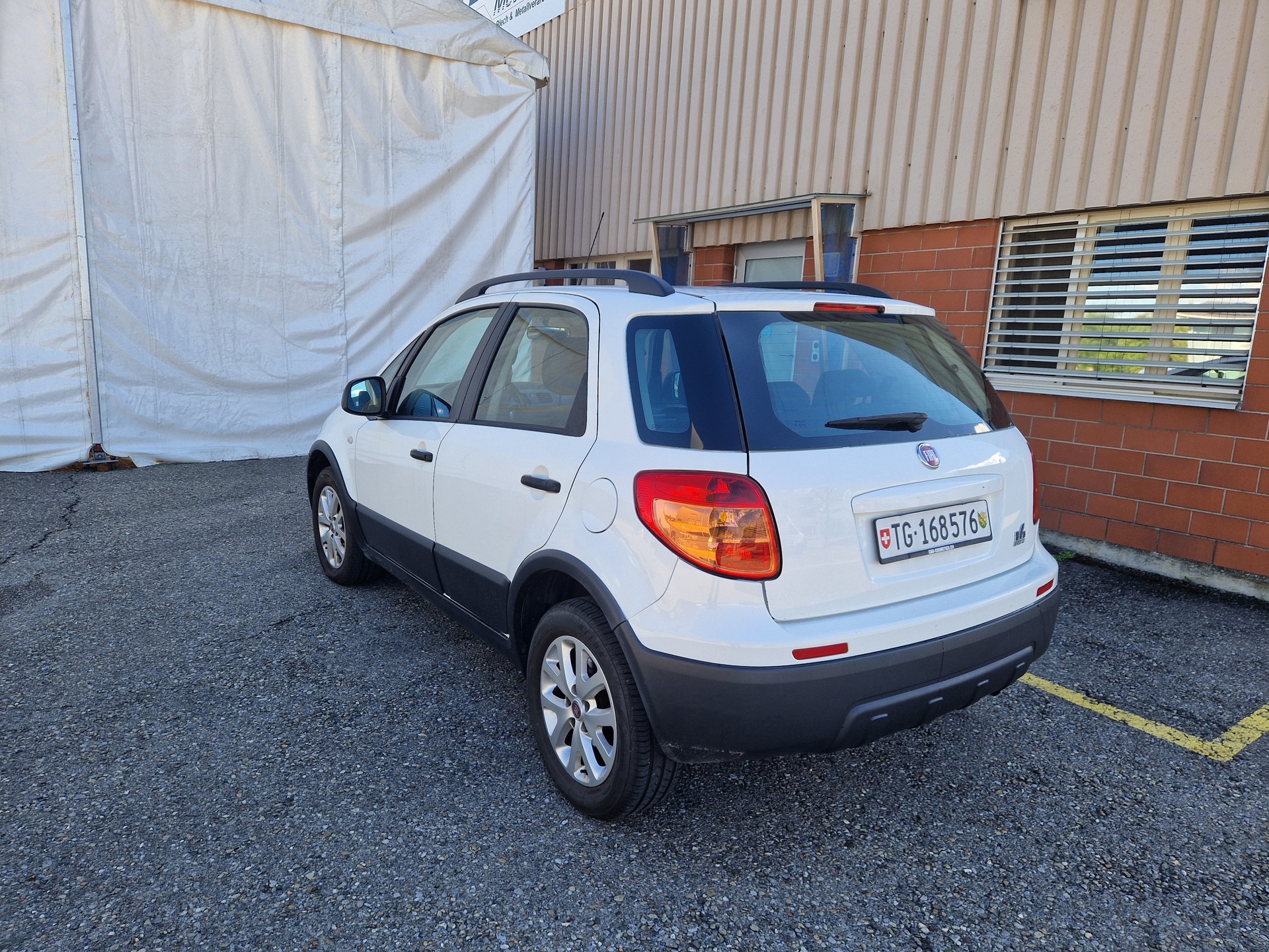 FIAT Sedici 2.0JTD 4WD Dynamic-image-6