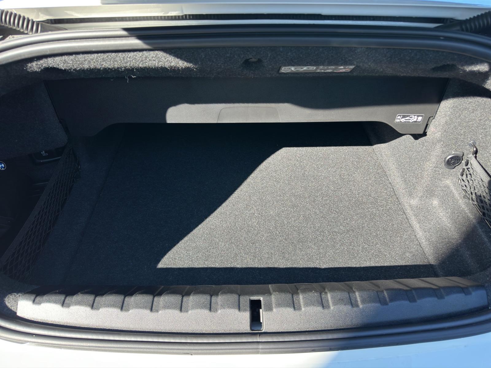 BMW 420i SAG Cabrio-image-21