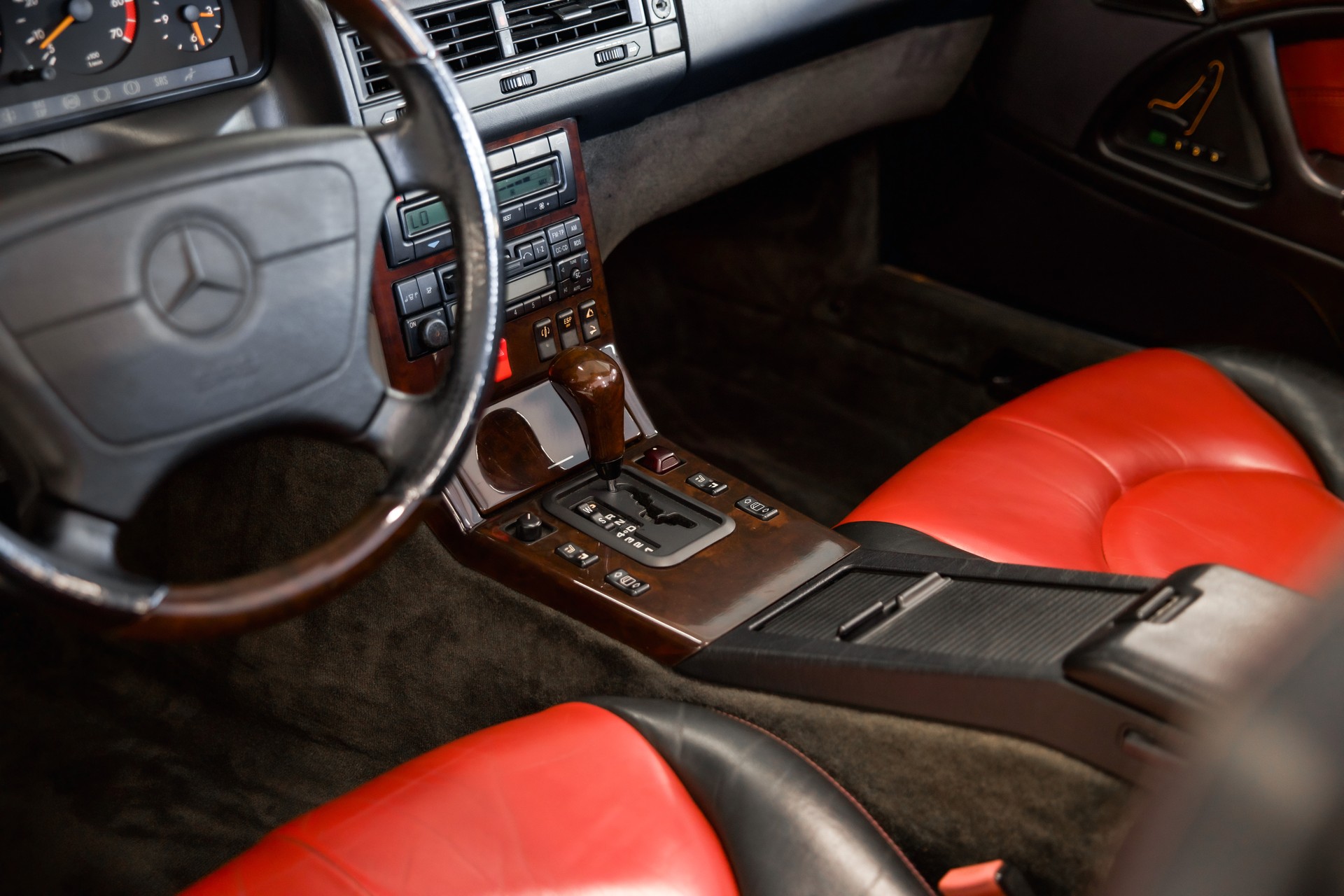MERCEDES-BENZ SL 500 Automatic-image-24