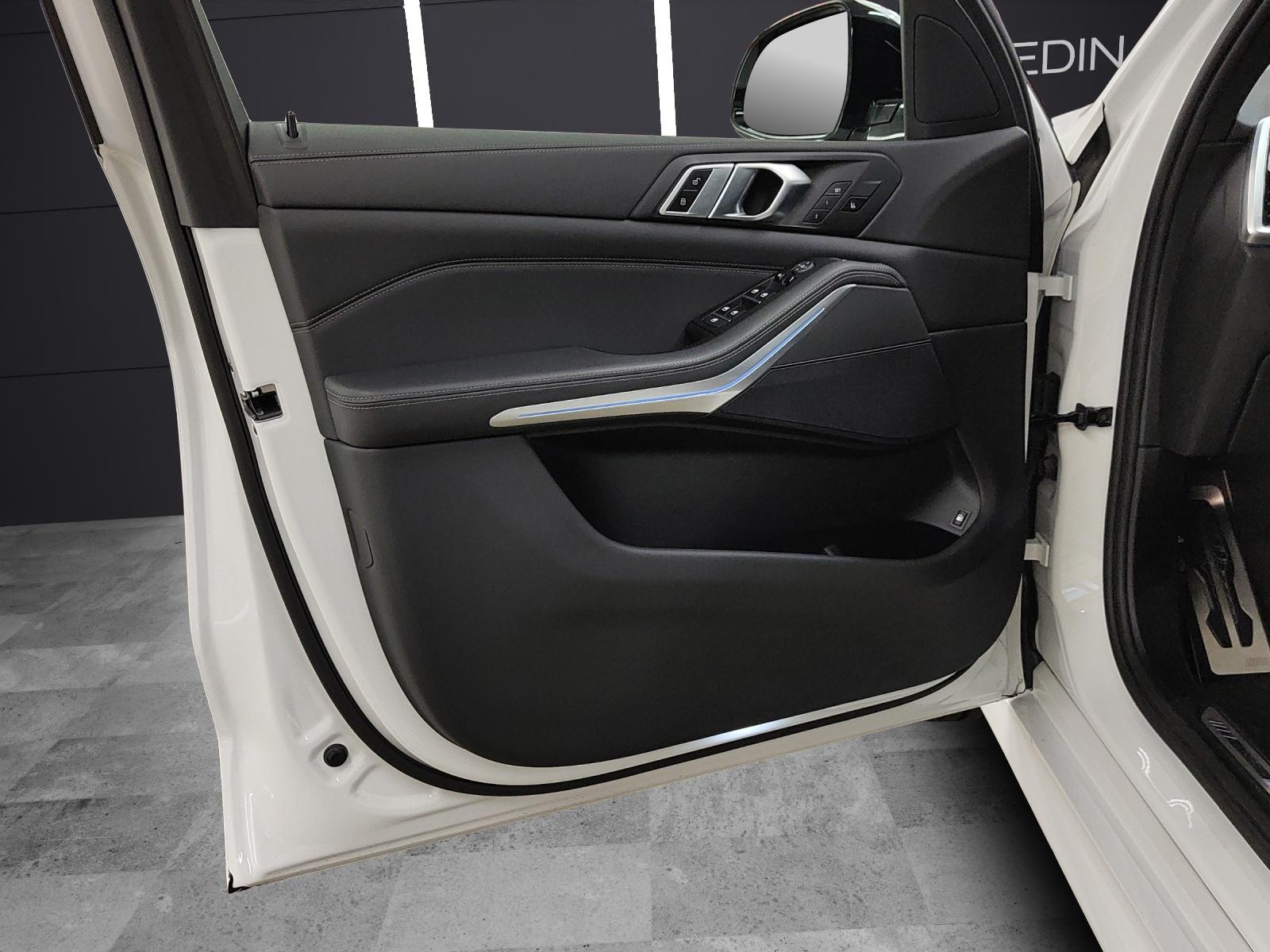 BMW X5 45e xDrive SAG-image-14