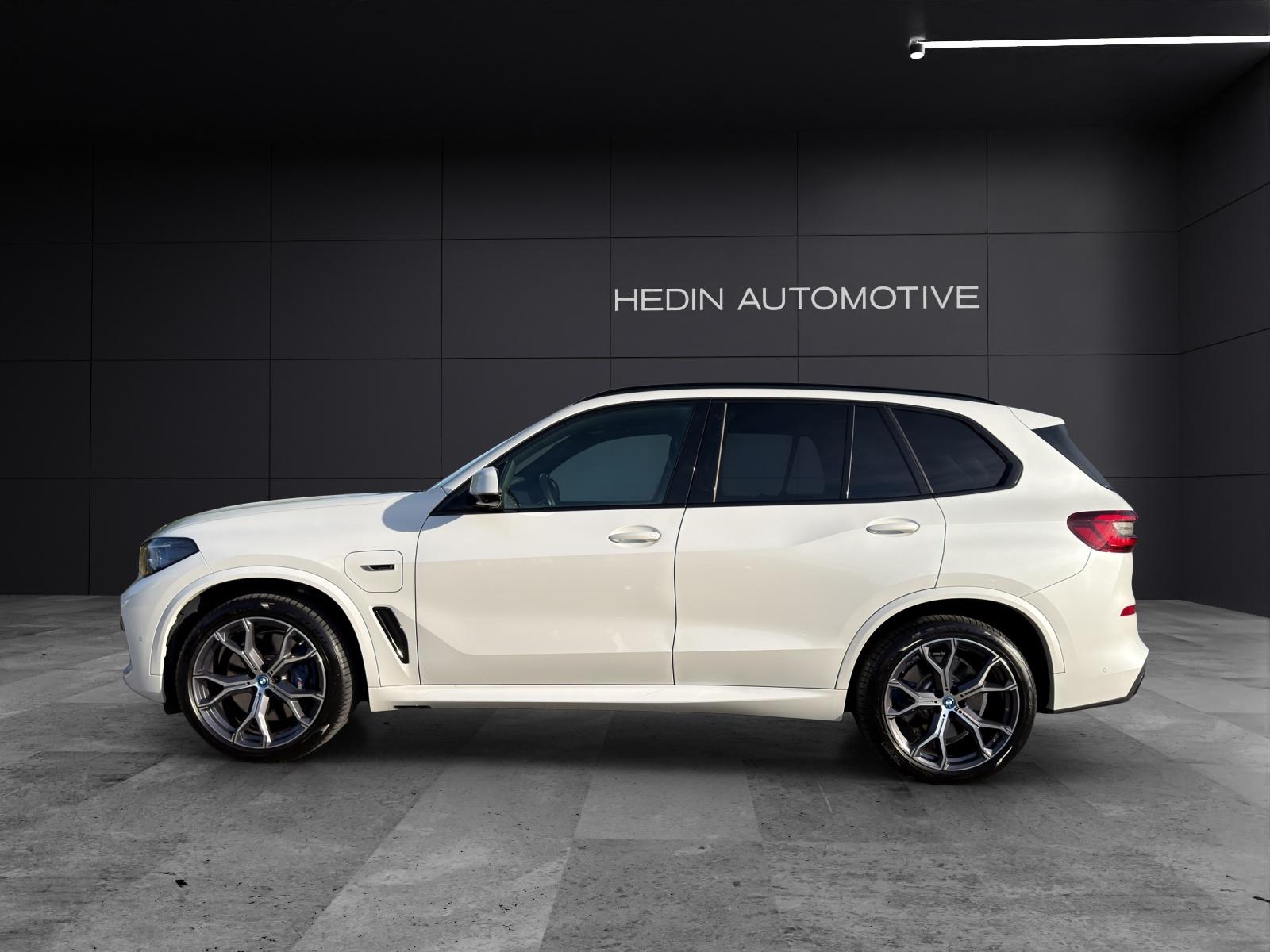 BMW X5 45e xDrive SAG-showroom-element-1