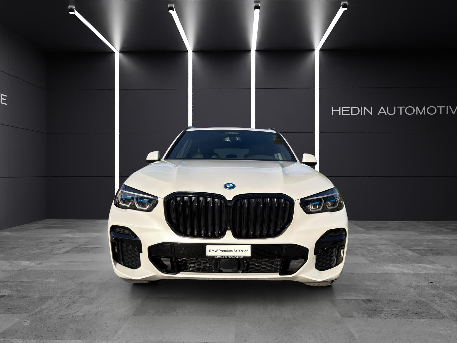 BMW X5 45e xDrive SAG-showroom-element-2