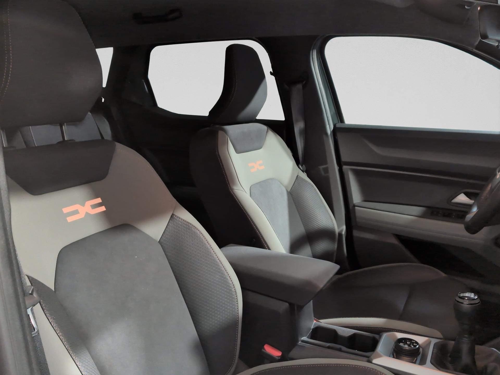 DACIA Duster TCe 130 48V Extreme 4x4-image-16