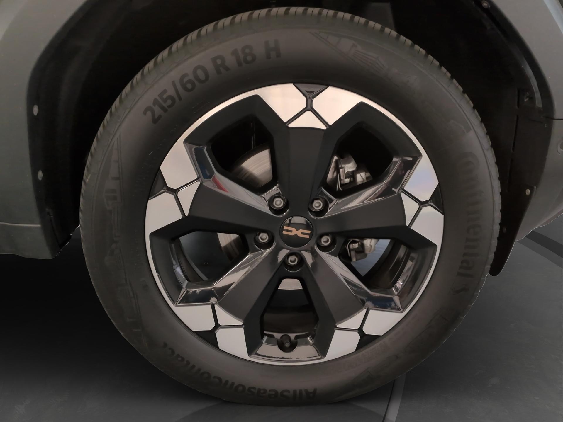 DACIA Duster TCe 130 48V Extreme 4x4-image-17